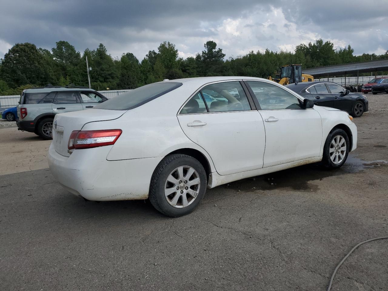 2011 TOYOTA CAMRY BASE photo 7
