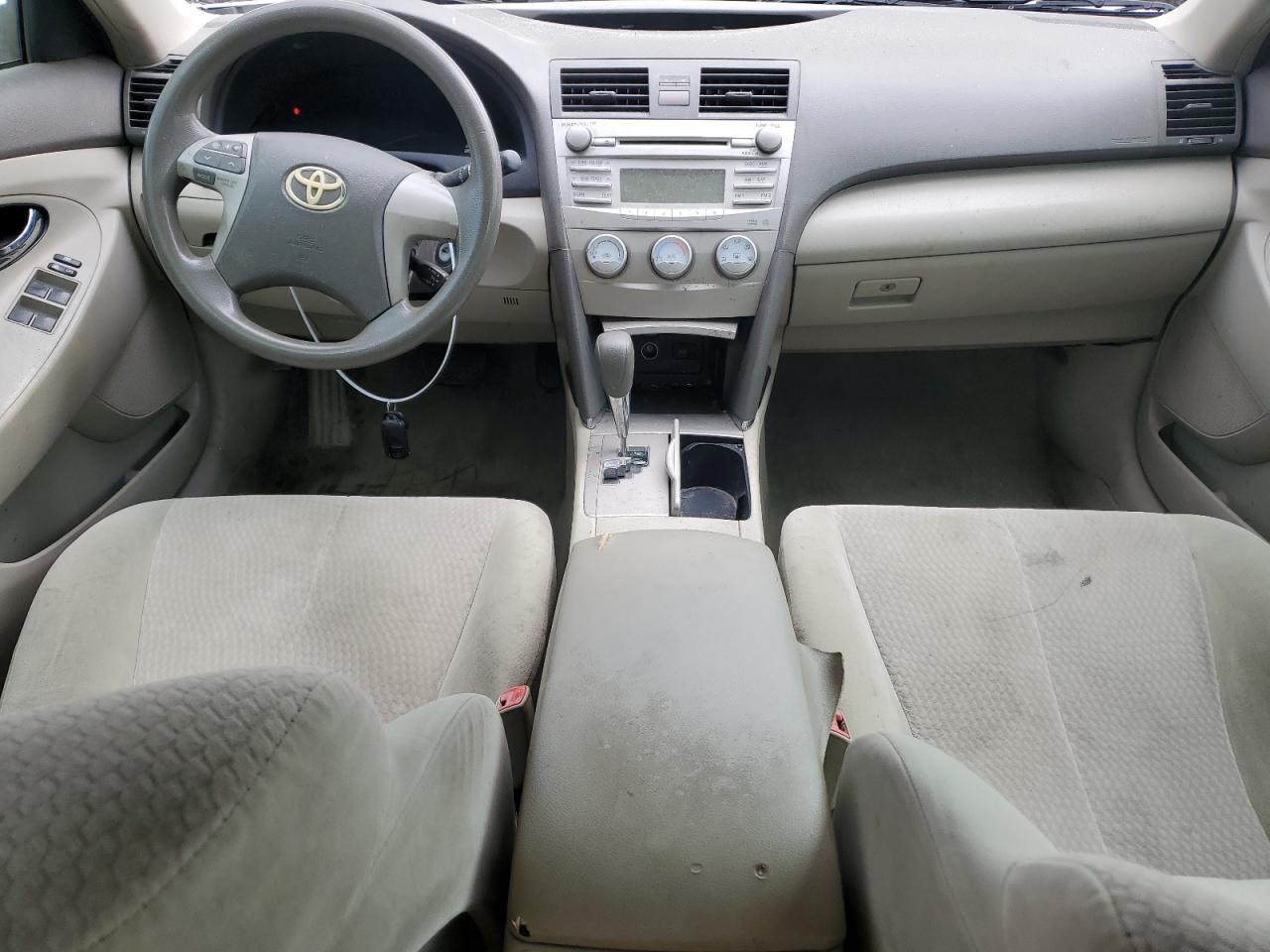 2011 TOYOTA CAMRY BASE photo 22