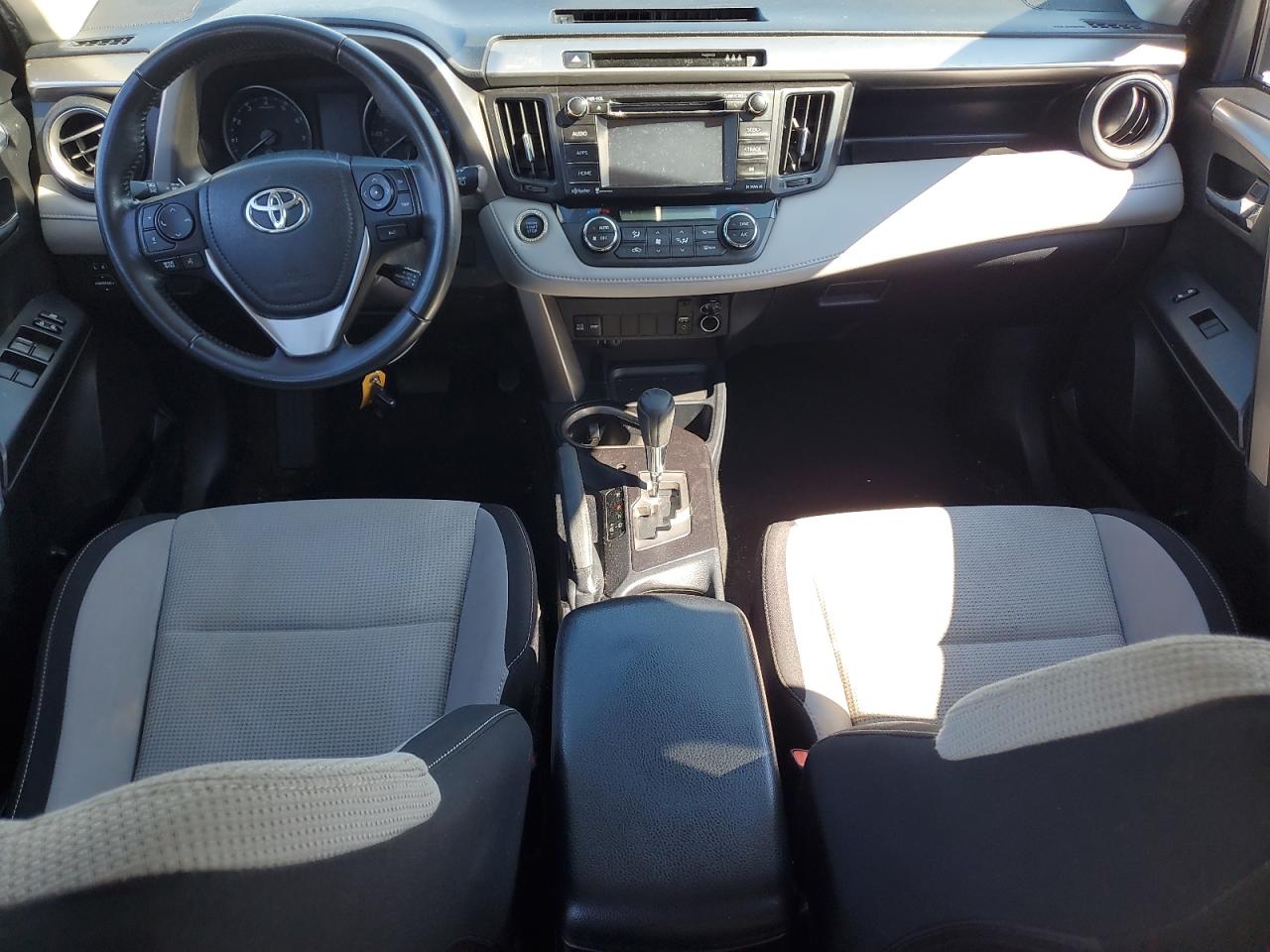 2018 TOYOTA RAV4 ADVENTURE photo 22