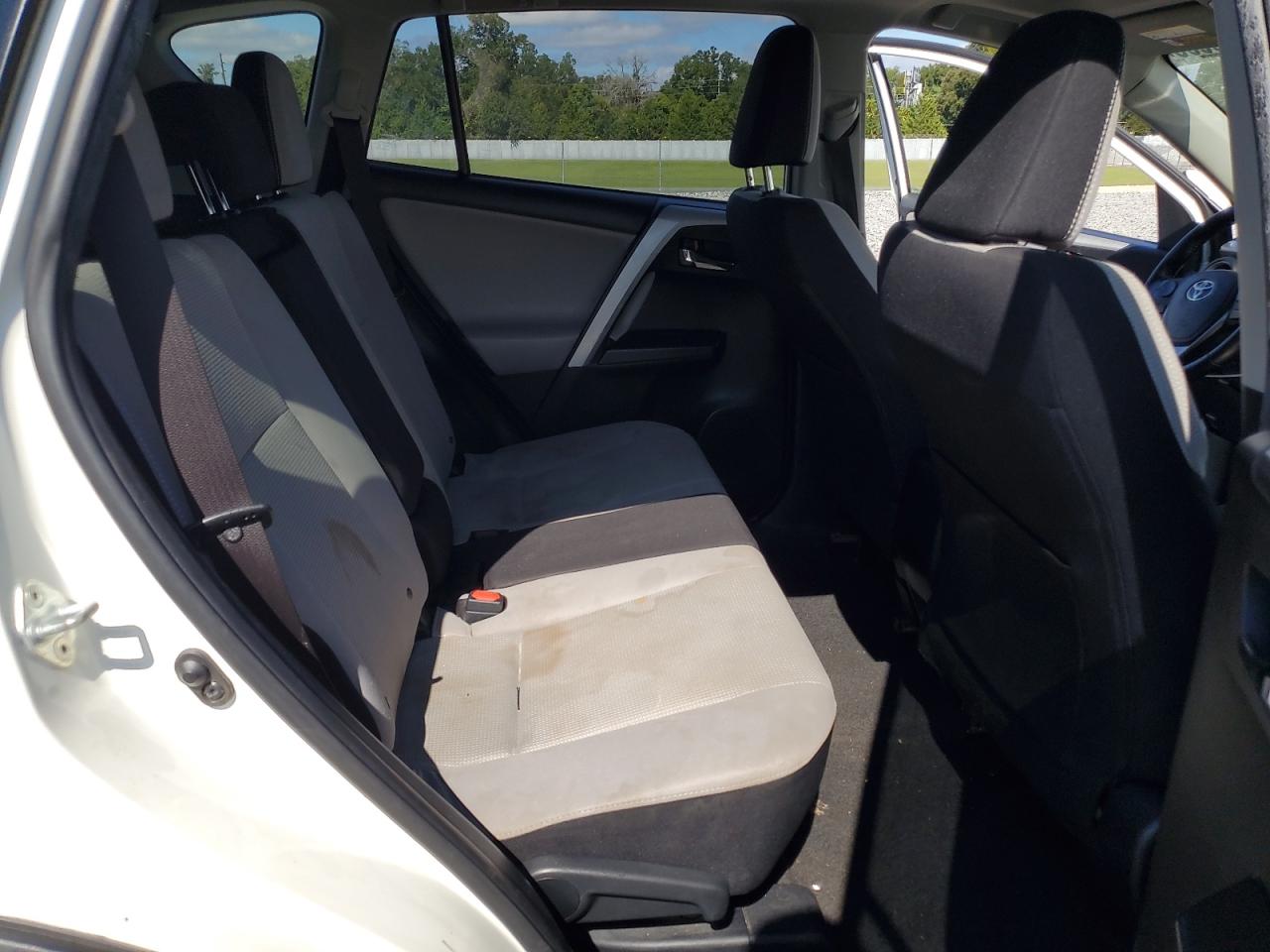 2018 TOYOTA RAV4 ADVENTURE photo 31