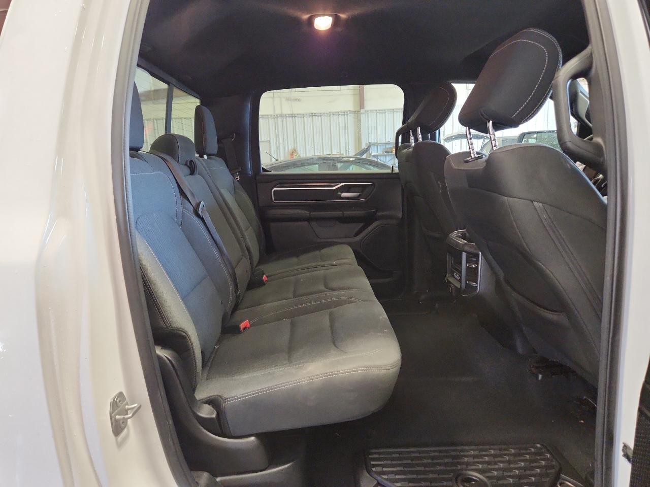 2019 RAM 1500 BIG HORN photo 31