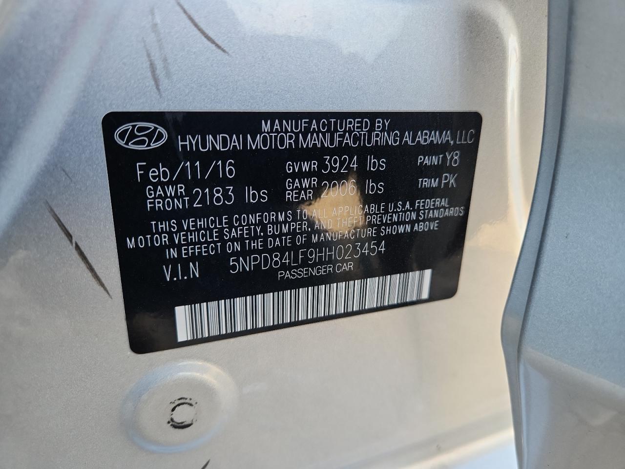2017 HYUNDAI ELANTRA SE photo 12