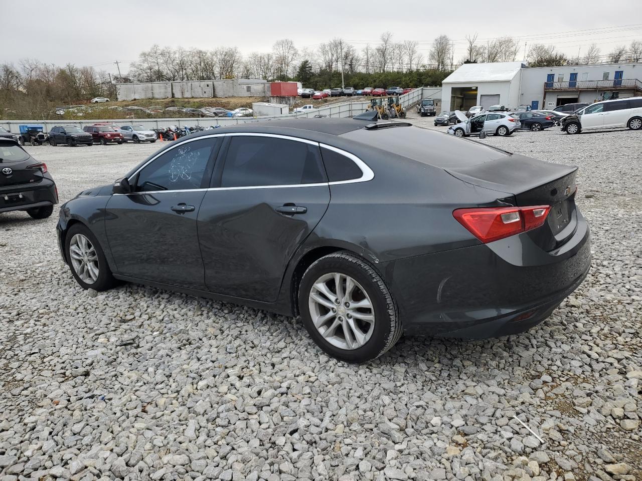 2016 CHEVROLET MALIBU LT photo 3