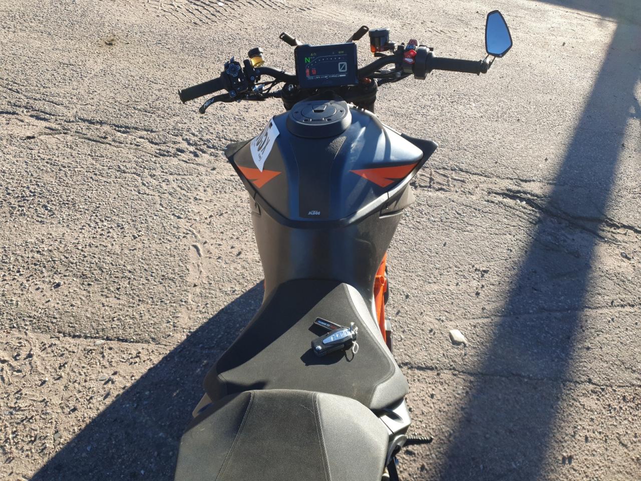 2021 KTM 1290 SUPER DUKE R photo 11