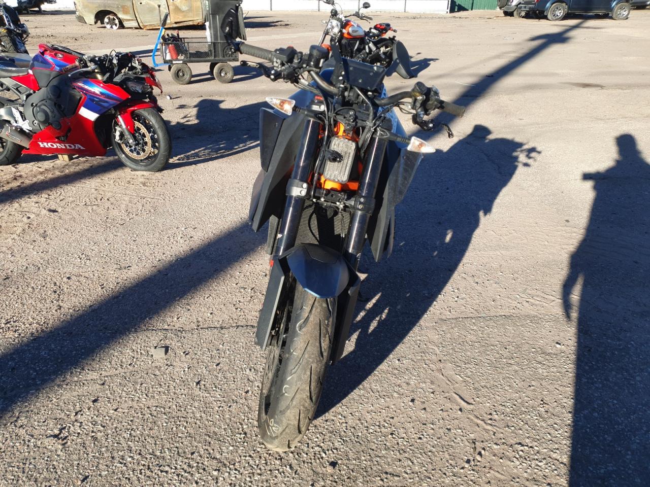 2021 KTM 1290 SUPER DUKE R photo 3