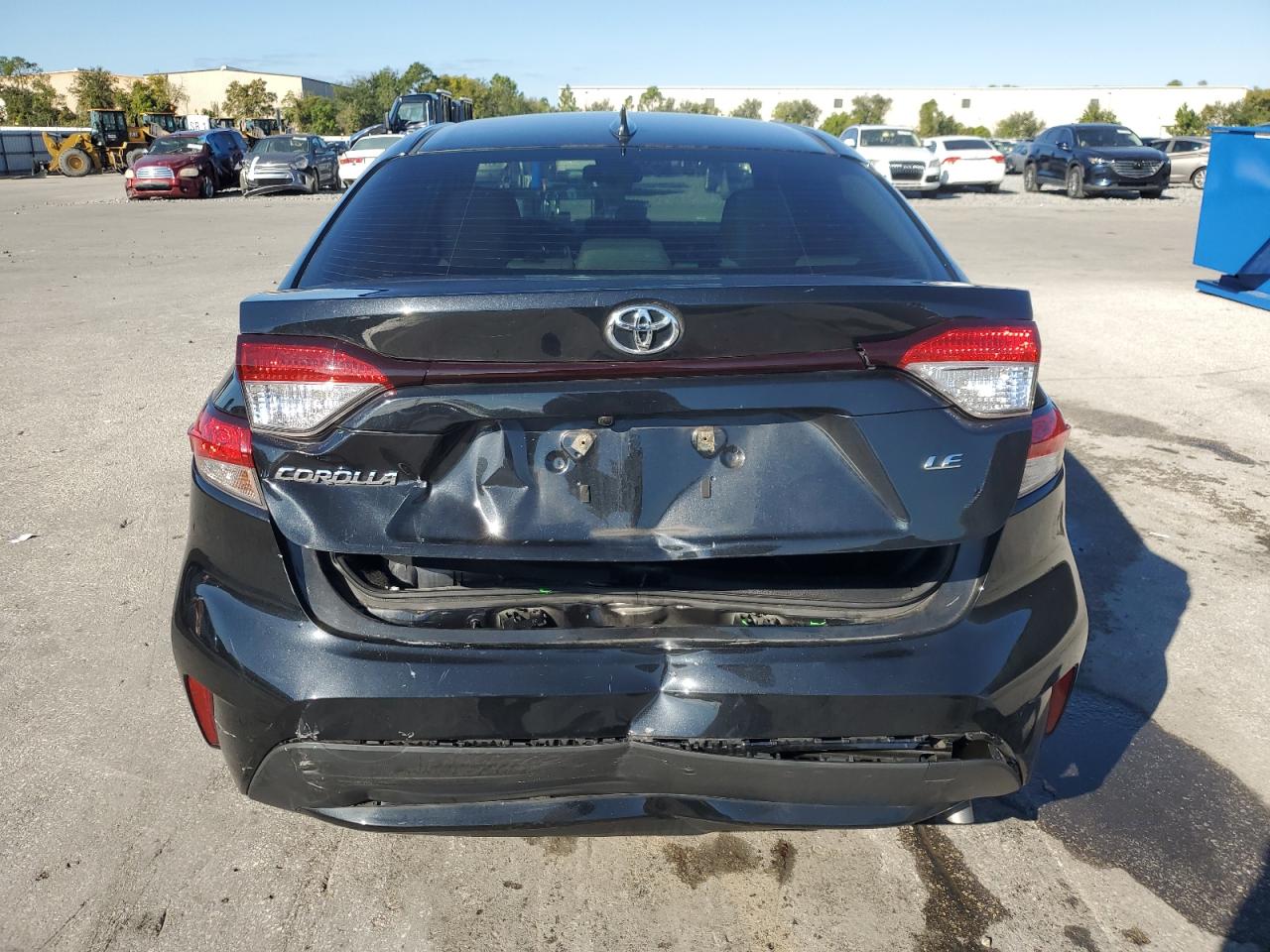 2022 TOYOTA COROLLA LE photo 11