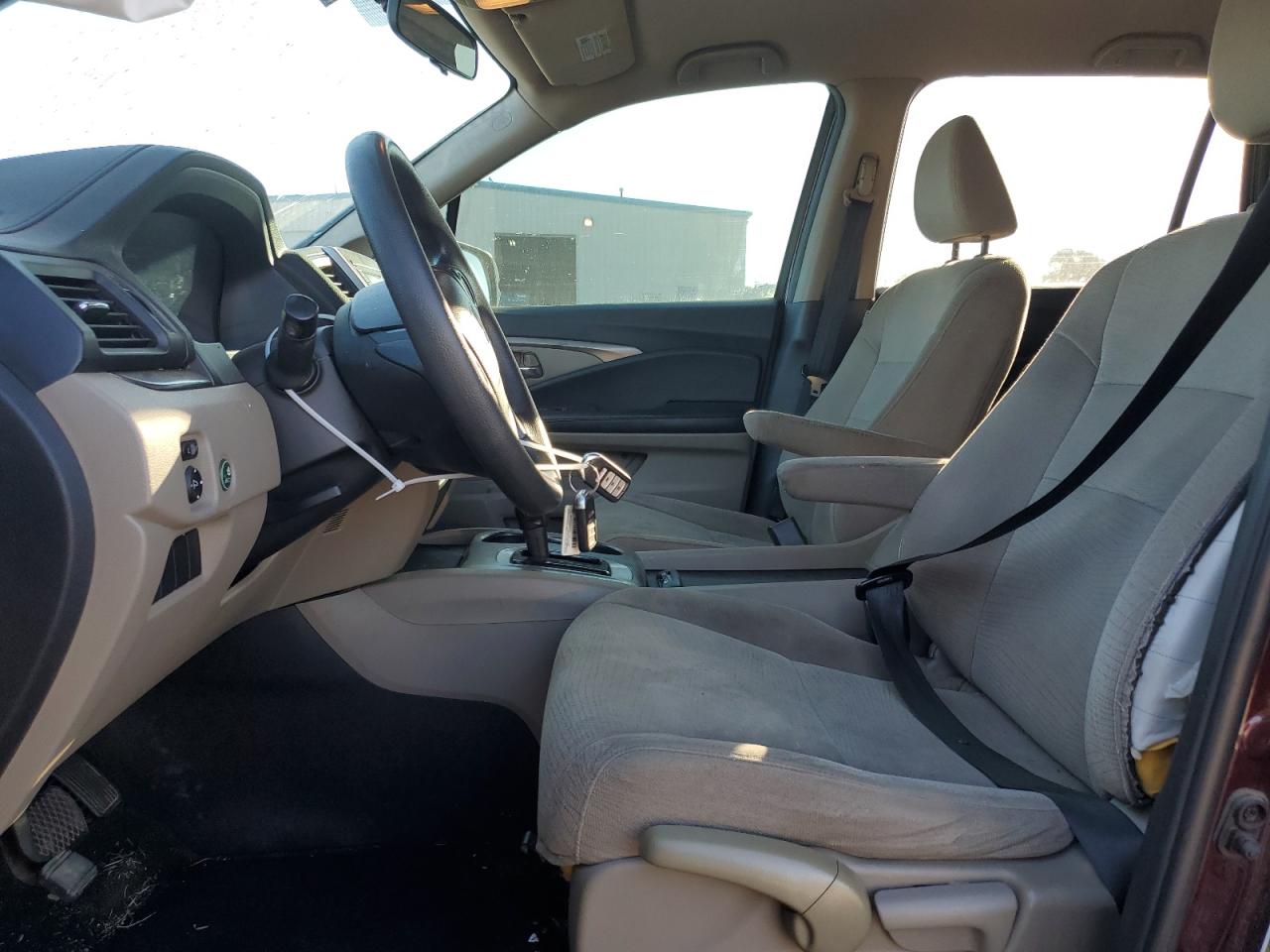 2016 HONDA PILOT LX photo 7