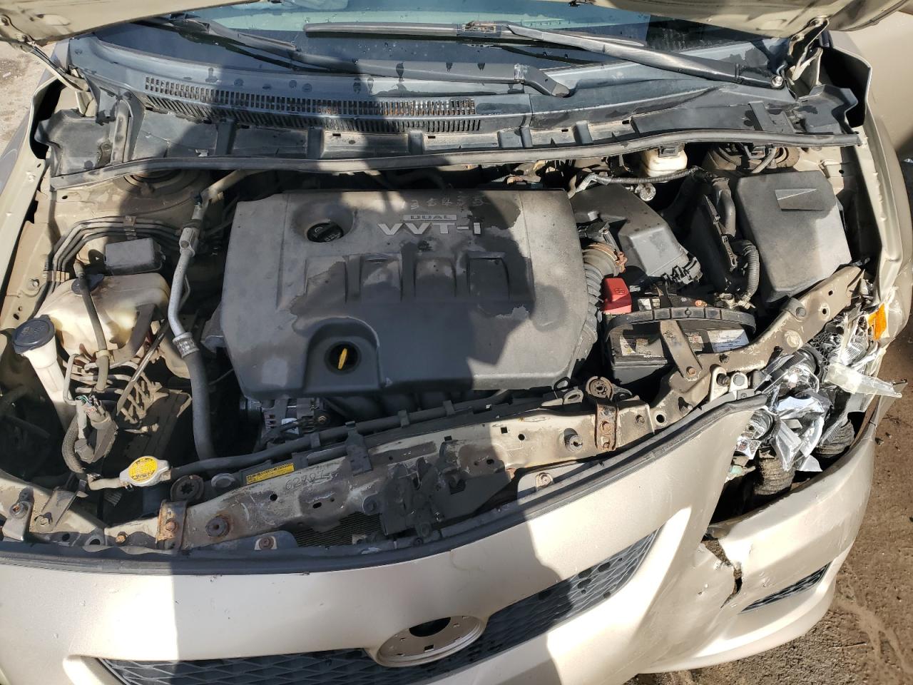 2010 TOYOTA COROLLA BASE photo 31