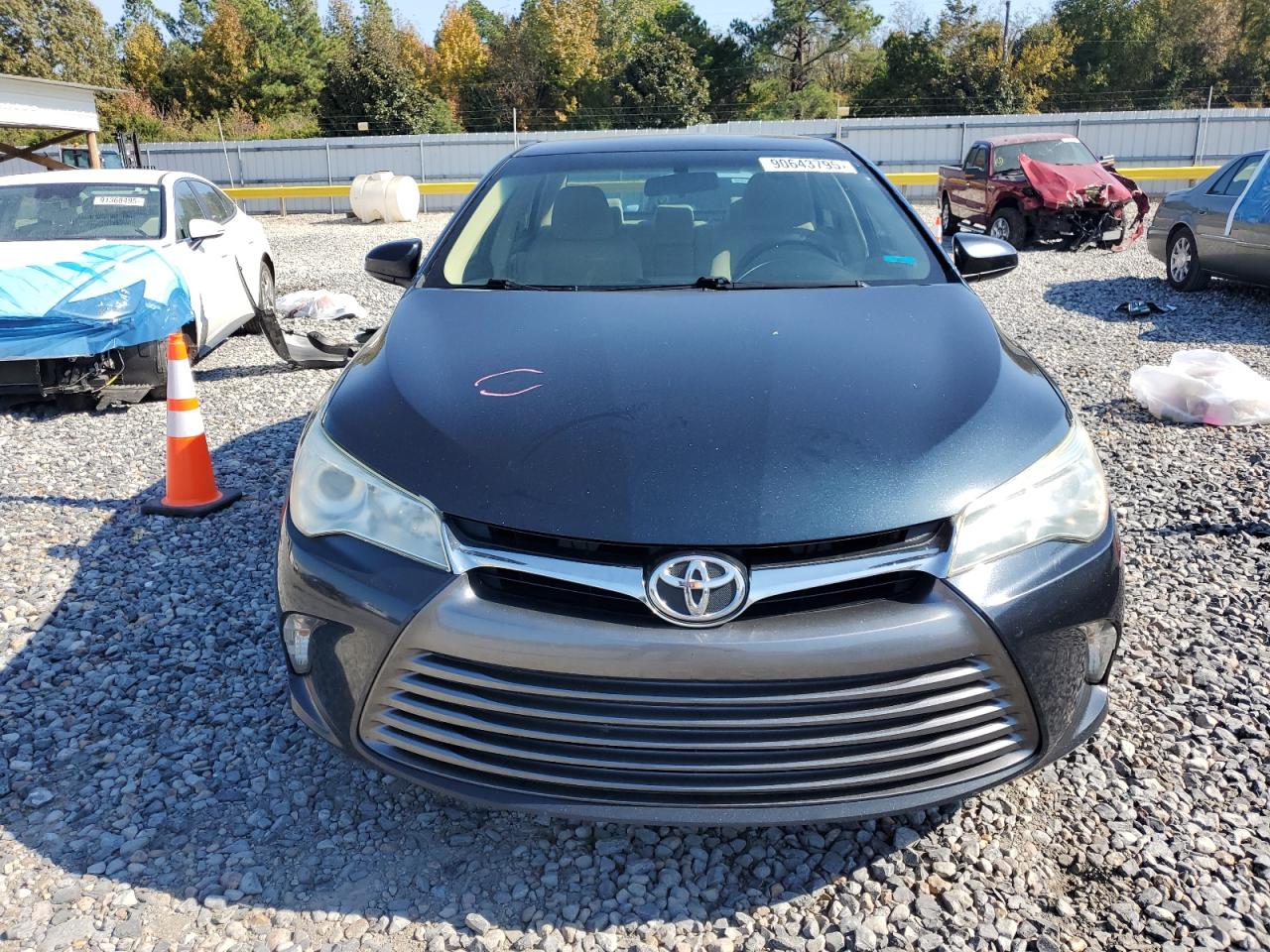 2016 TOYOTA CAMRY LE photo 13