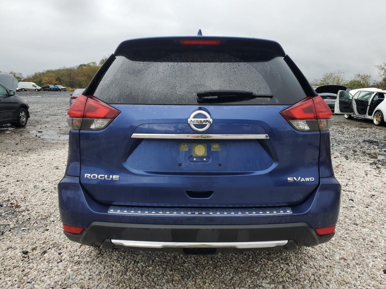 2017 NISSAN ROGUE S photo 11