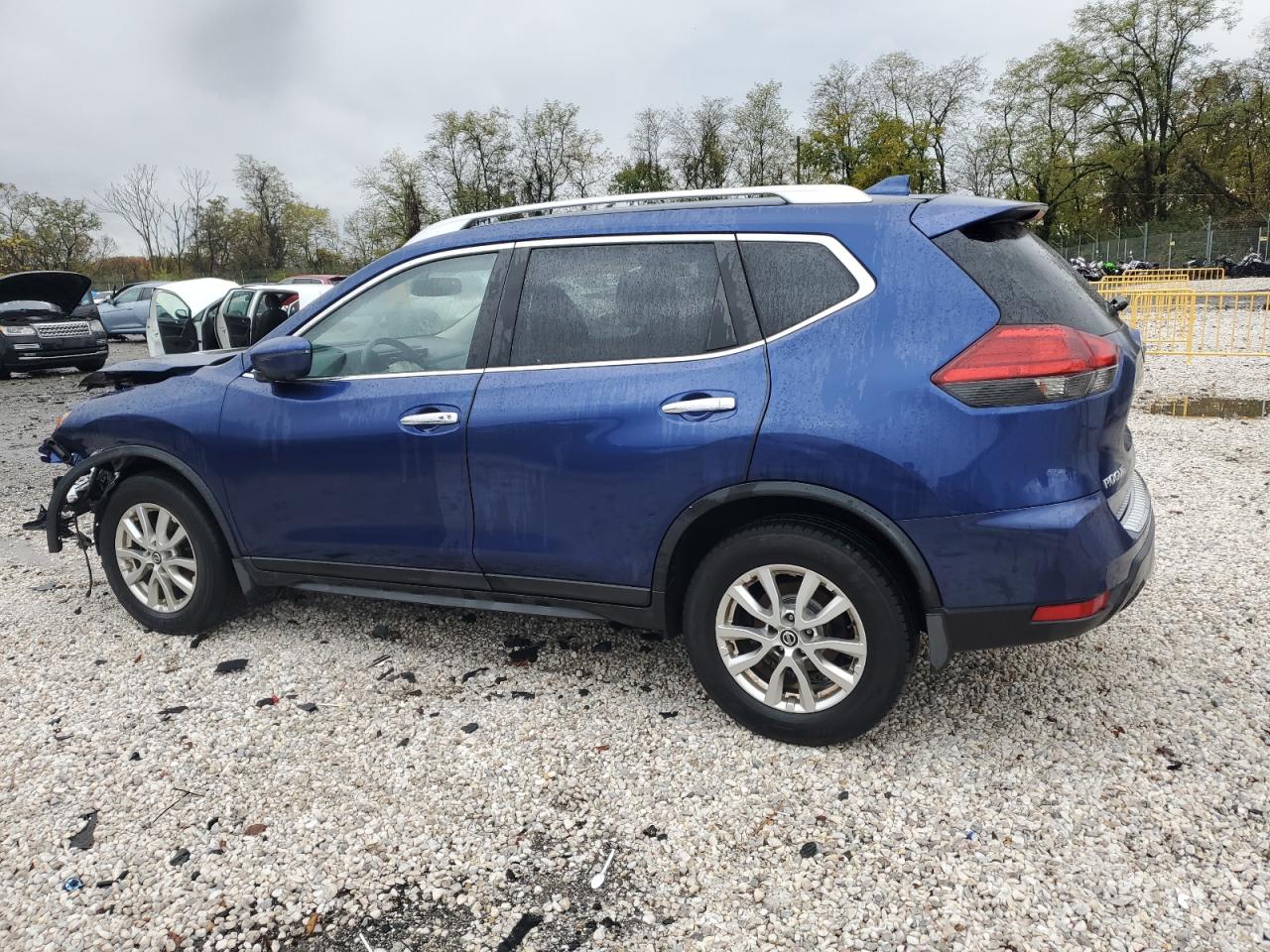 2017 NISSAN ROGUE S photo 3