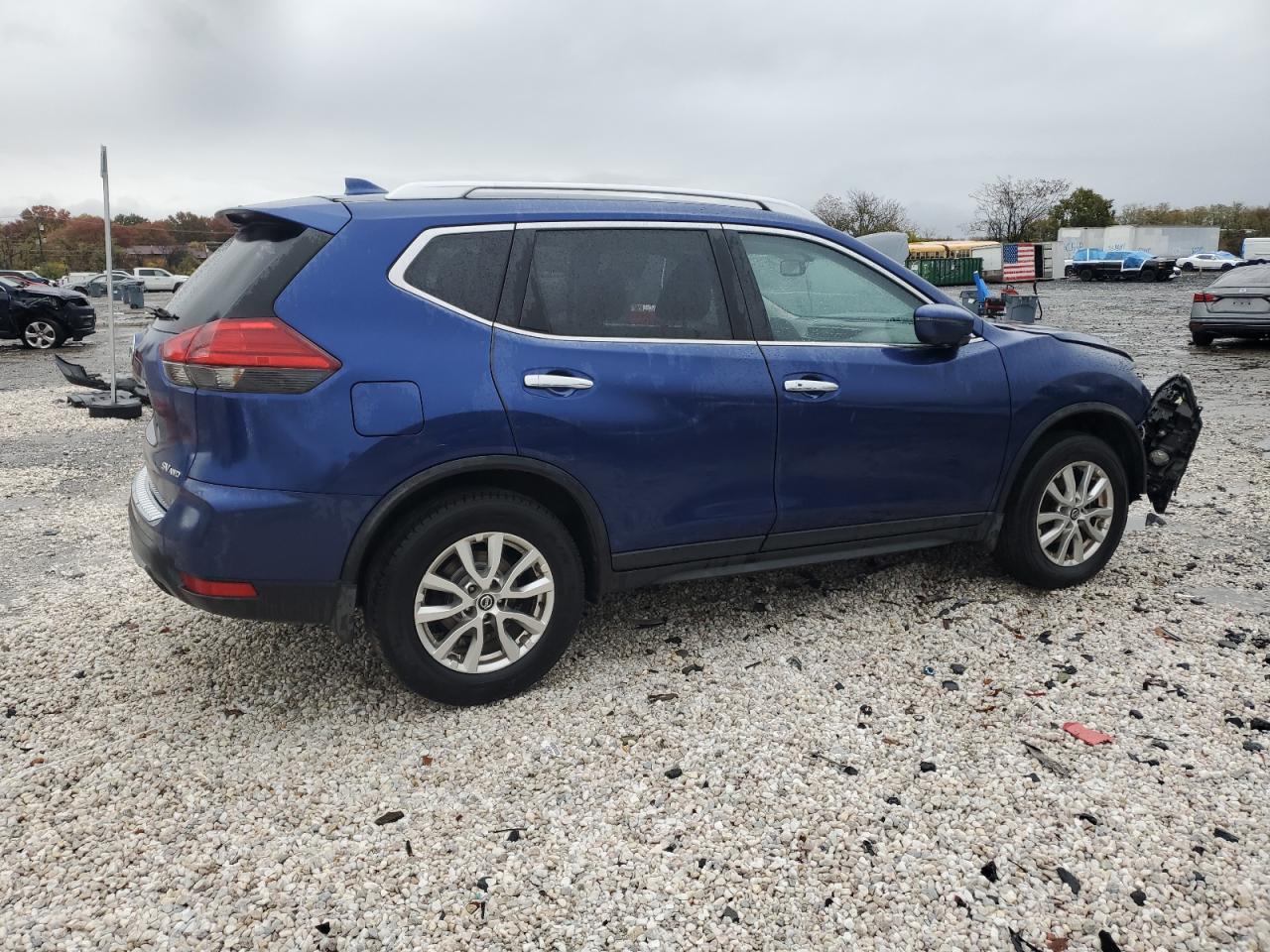 2017 NISSAN ROGUE S photo 5