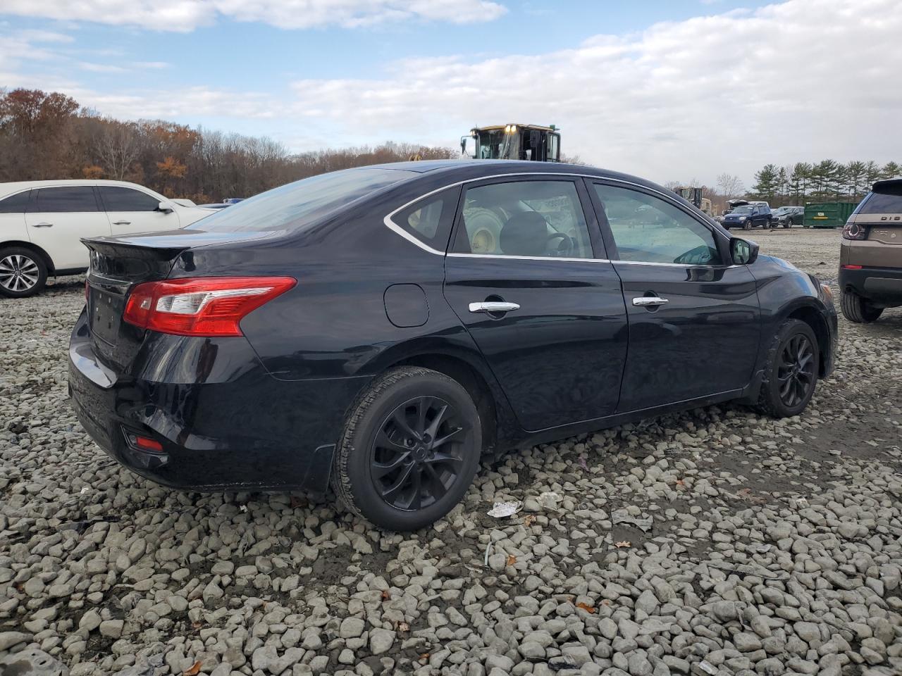 2019 NISSAN SENTRA S photo 7