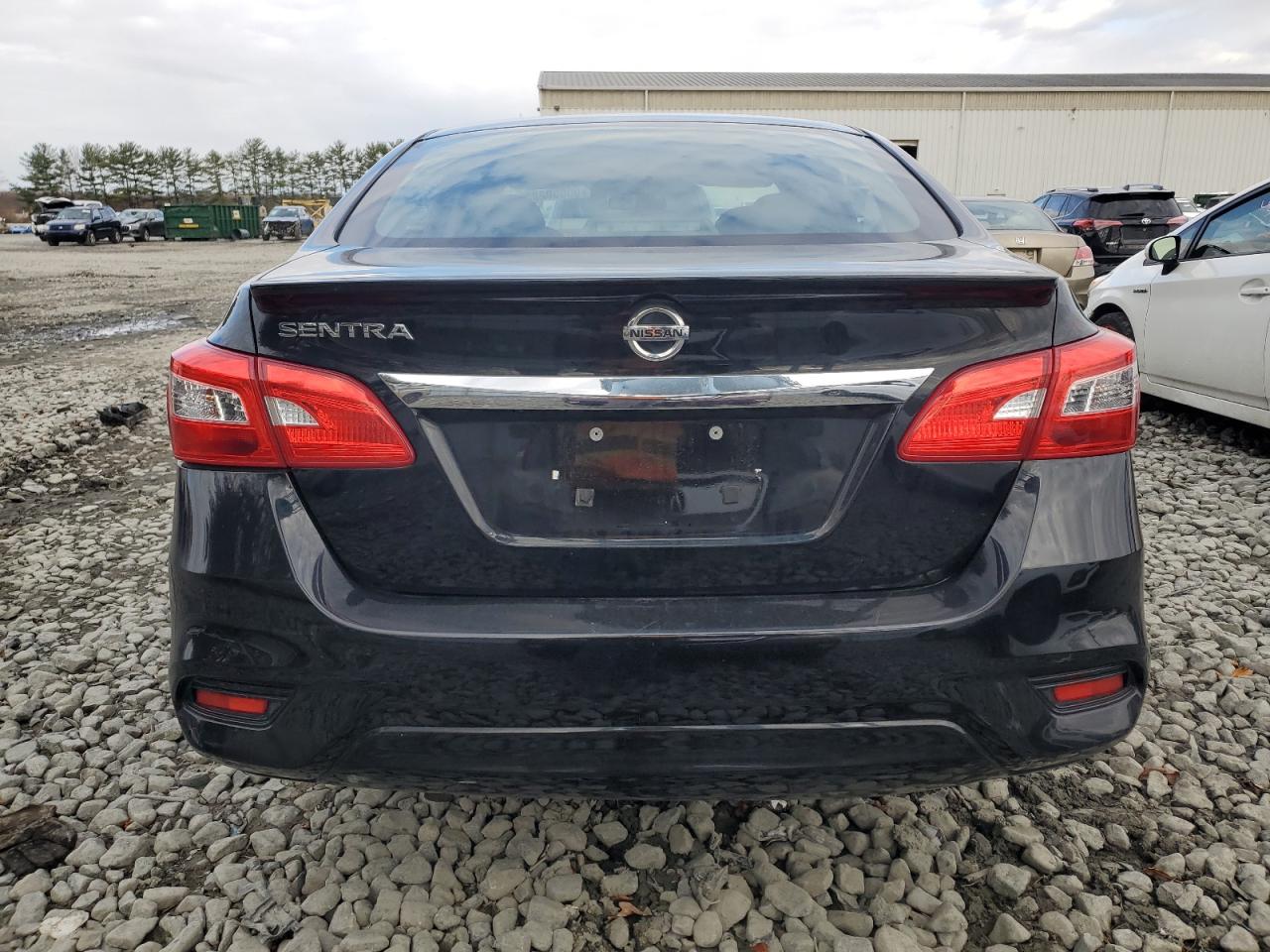 2019 NISSAN SENTRA S photo 16