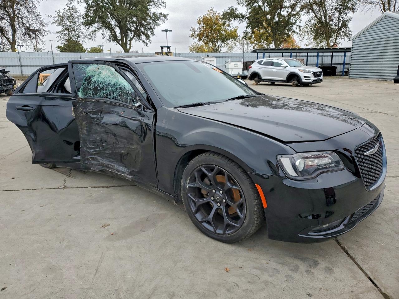 2019 CHRYSLER 300 S photo 7