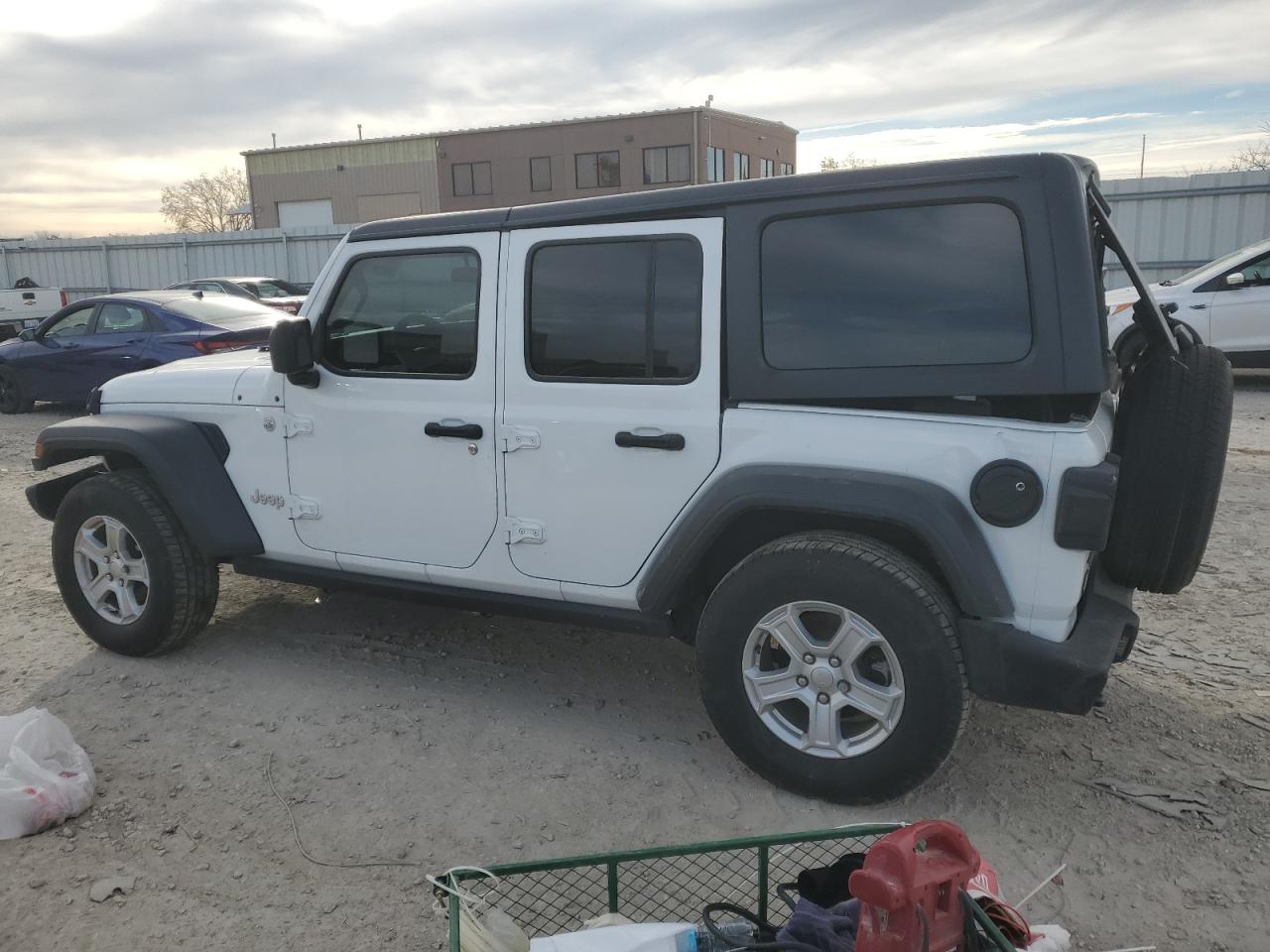 2019 JEEP WRANGLER UNLIMITED SPORT photo 2