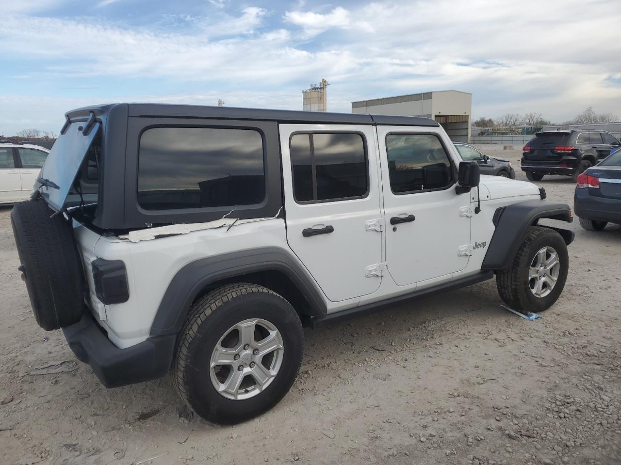 2019 JEEP WRANGLER UNLIMITED SPORT photo 3