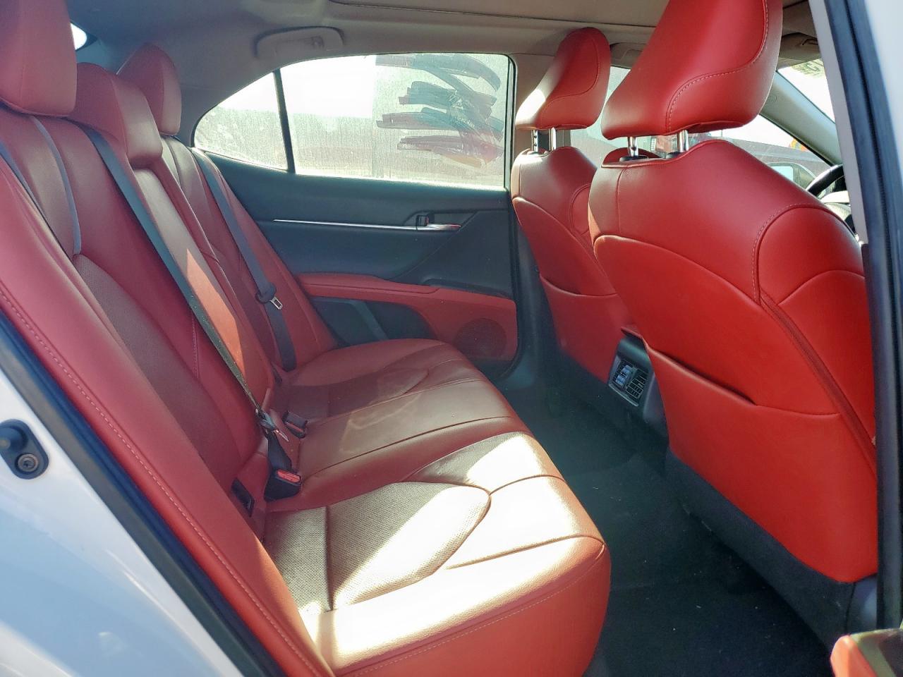 2021 TOYOTA CAMRY XSE photo 19