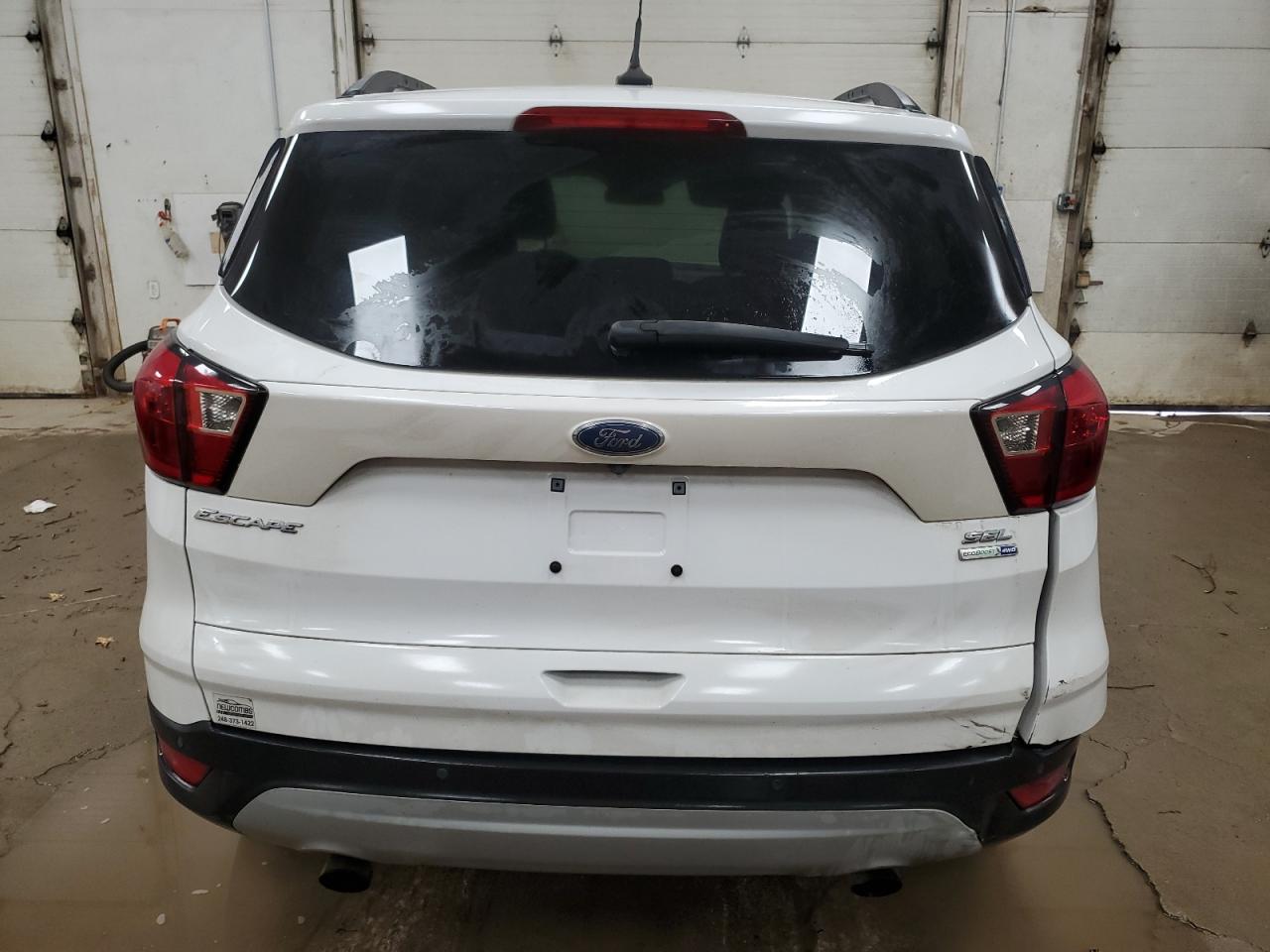 2019 FORD ESCAPE SEL photo 11
