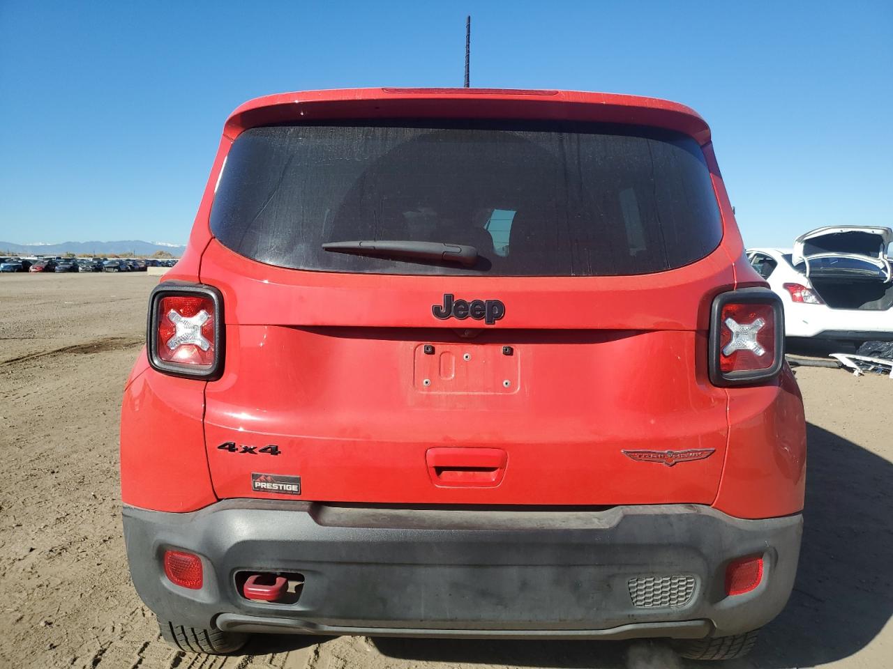 2023 JEEP RENEGADE TRAILHAWK photo 6