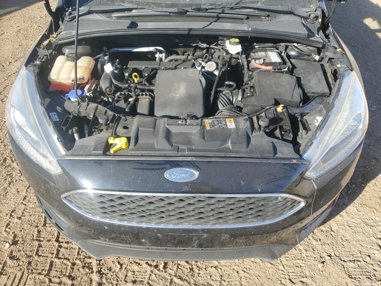 2018 FORD FOCUS SE photo 11