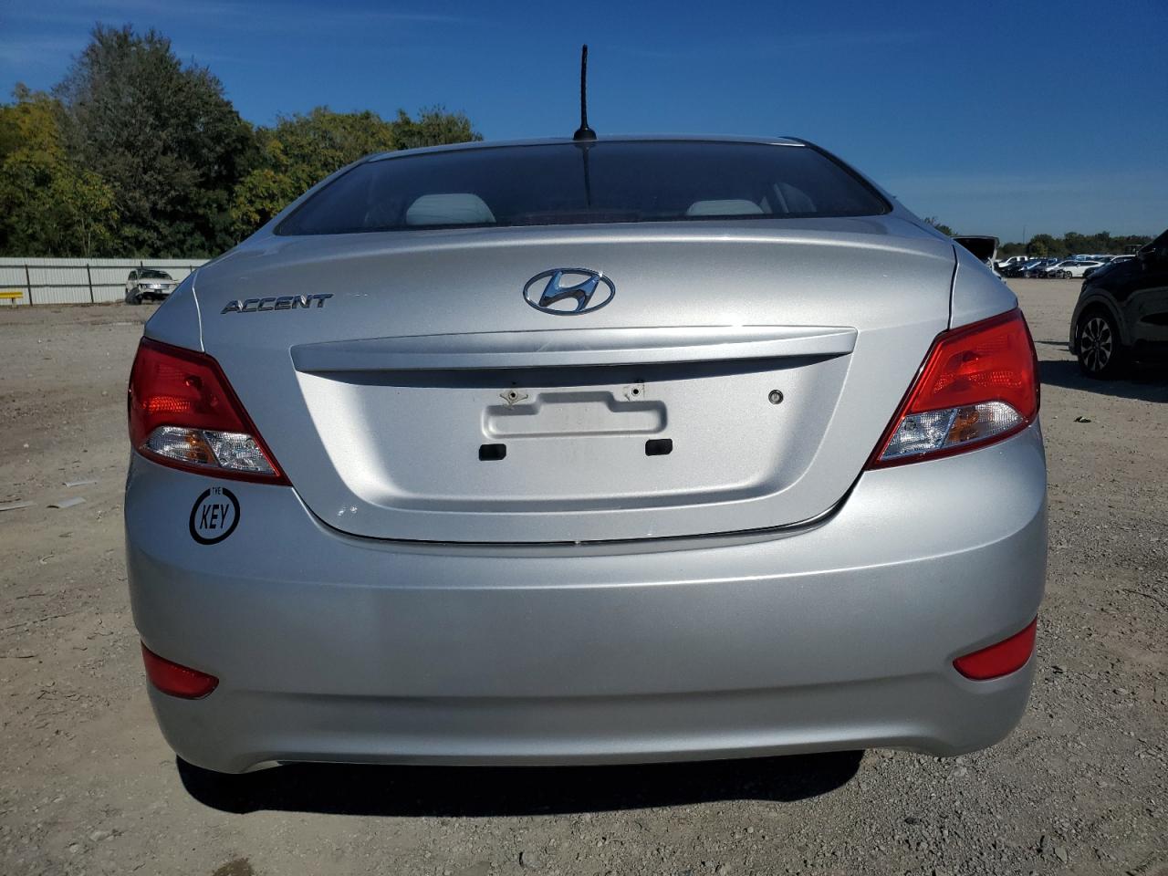2017 HYUNDAI ACCENT SE photo 6