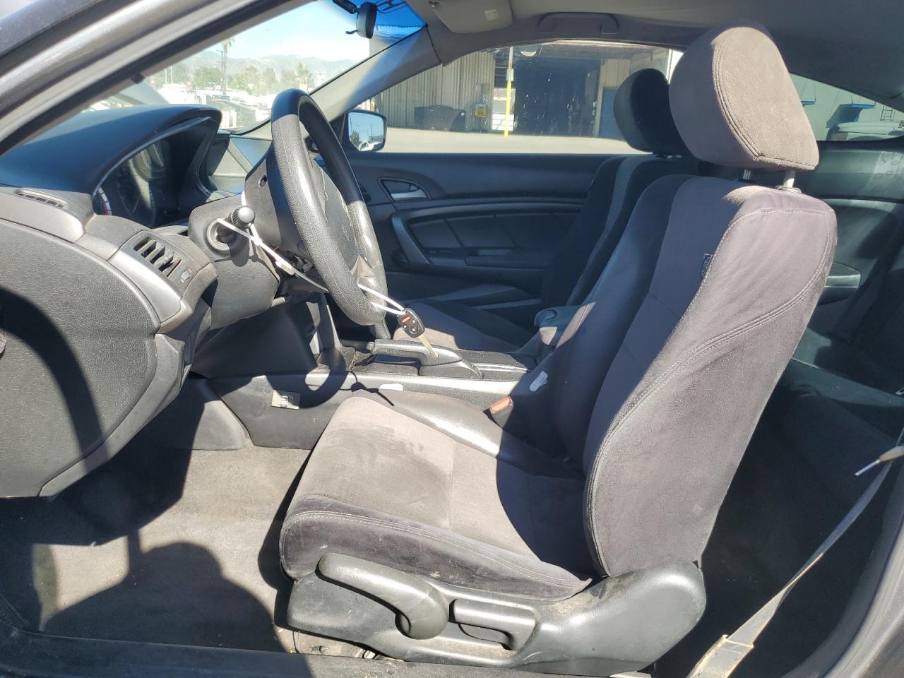 2010 HONDA ACCORD LX photo 13