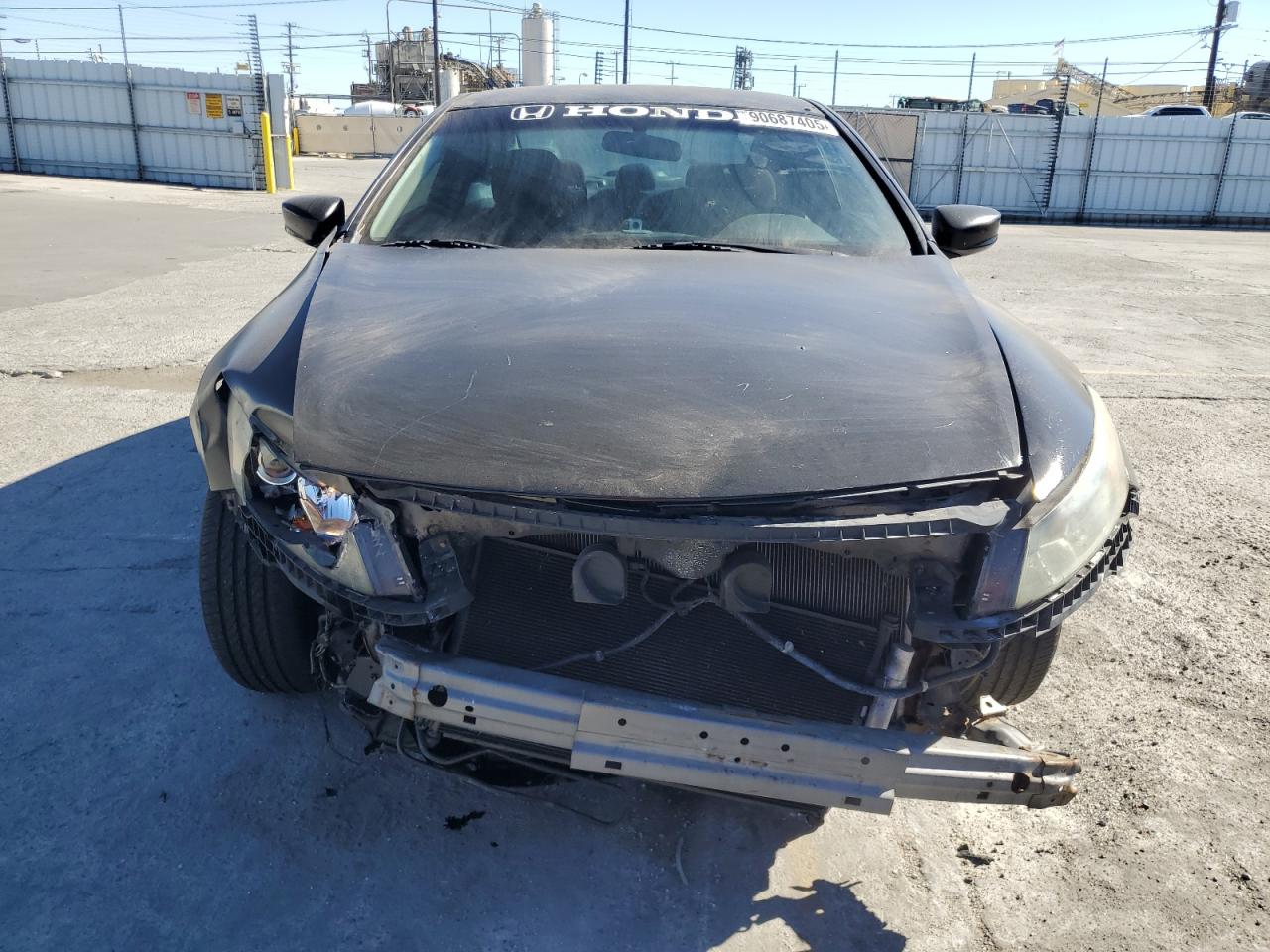 2010 HONDA ACCORD LX photo 9