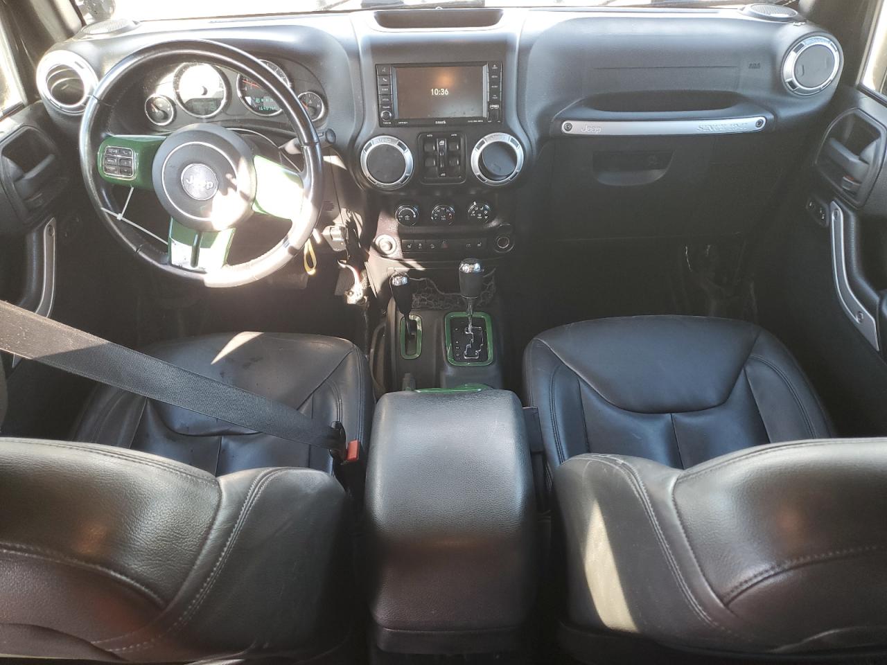 2016 JEEP WRANGLER UNLIMITED SAHARA photo 15