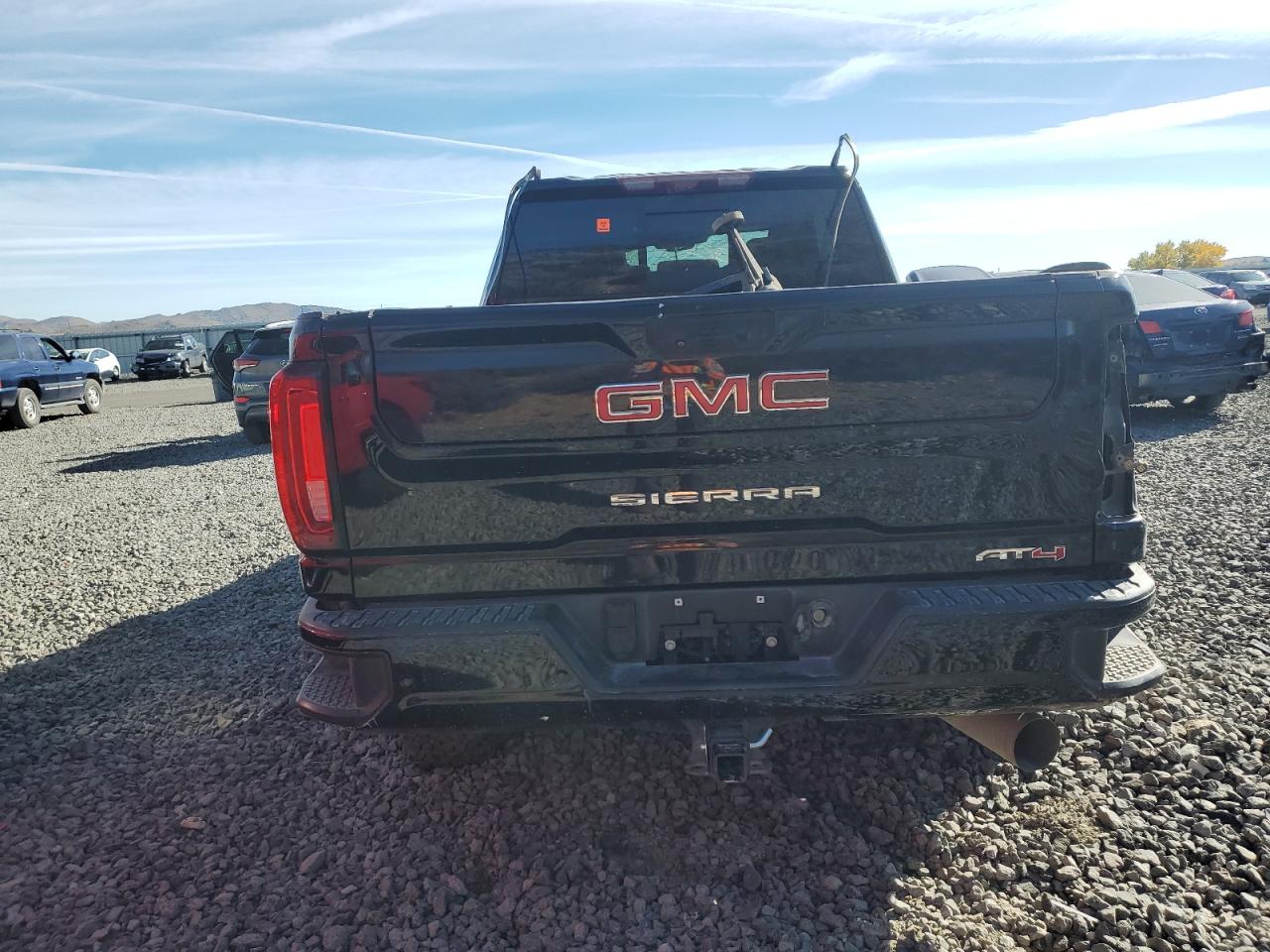 2021 GMC SIERRA K2500 AT4 photo 6