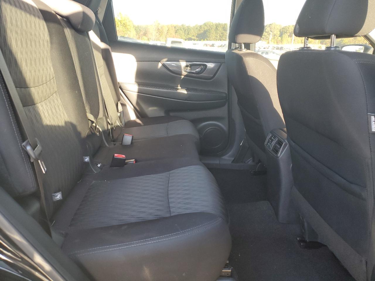 2019 NISSAN ROGUE S photo 11