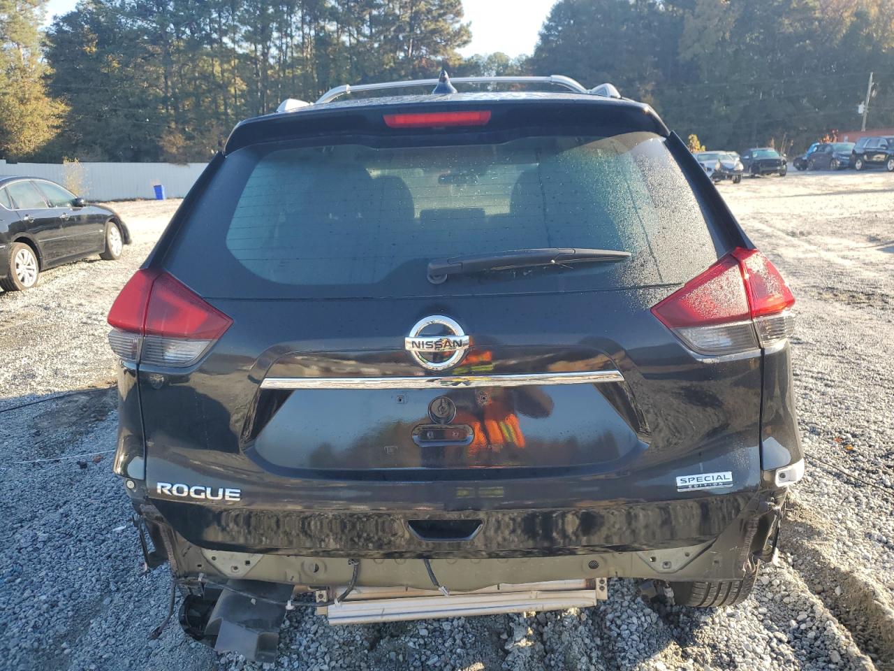 2019 NISSAN ROGUE S photo 6