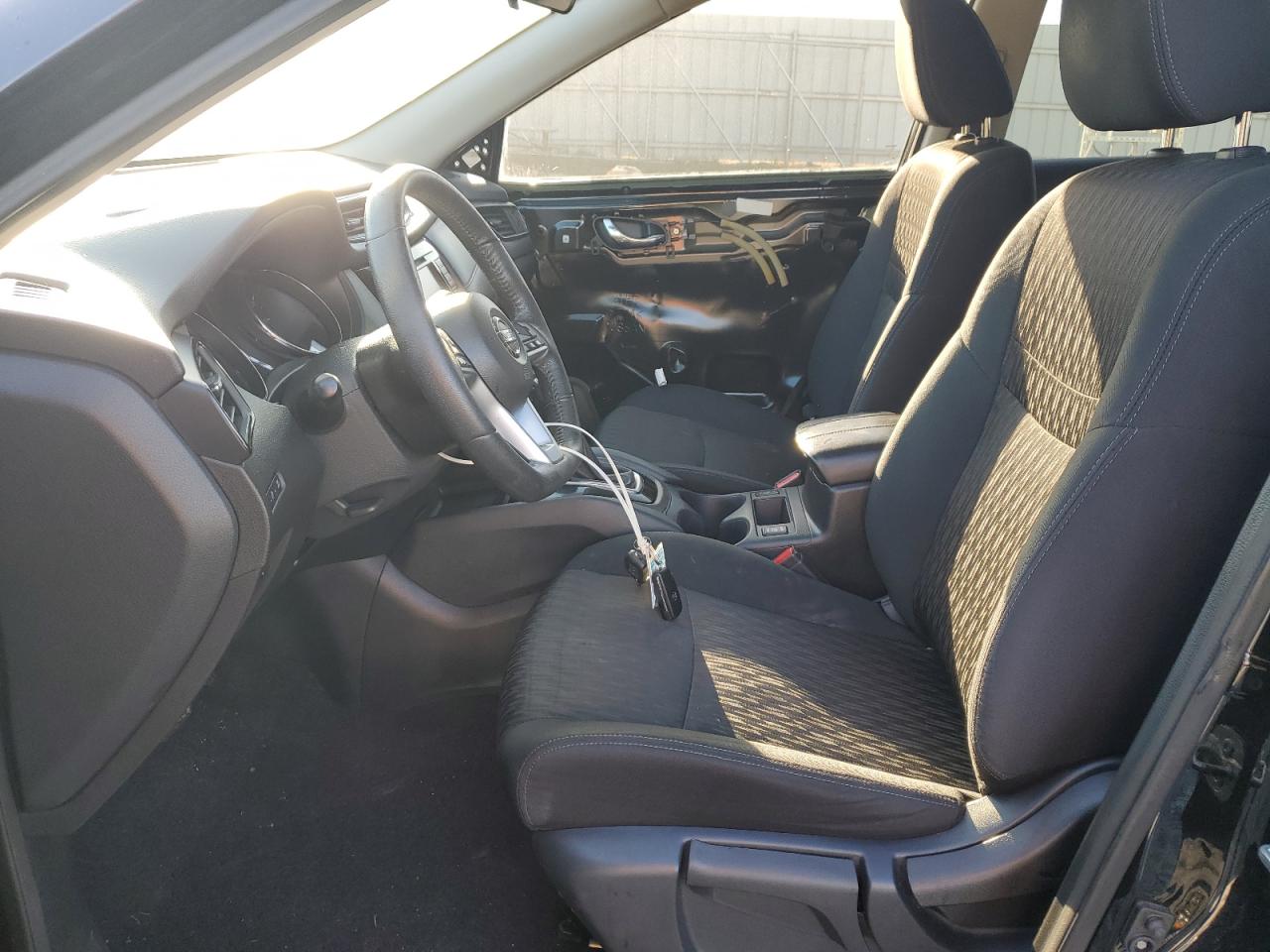2019 NISSAN ROGUE S photo 7