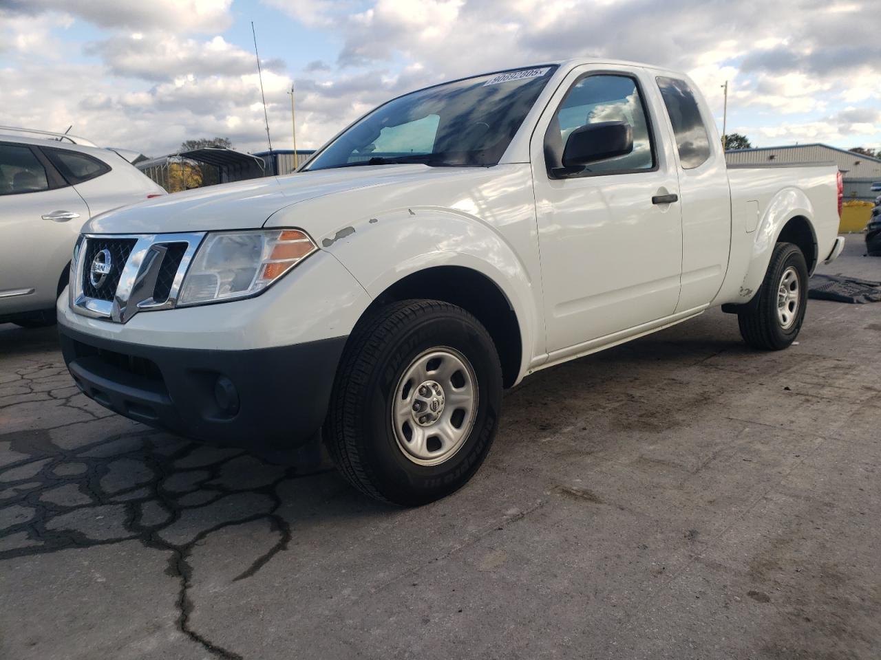 2017 NISSAN FRONTIER