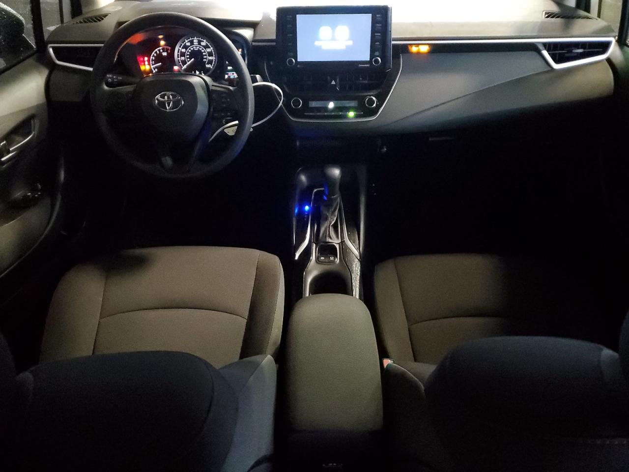 2022 TOYOTA COROLLA LE photo 15