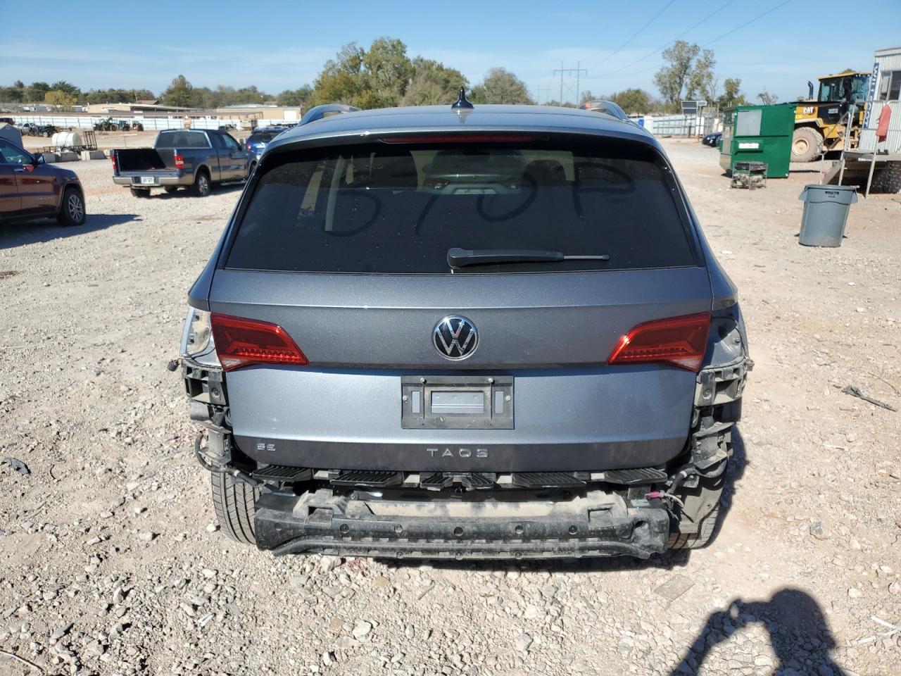 2024 VOLKSWAGEN TAOS SE photo 11