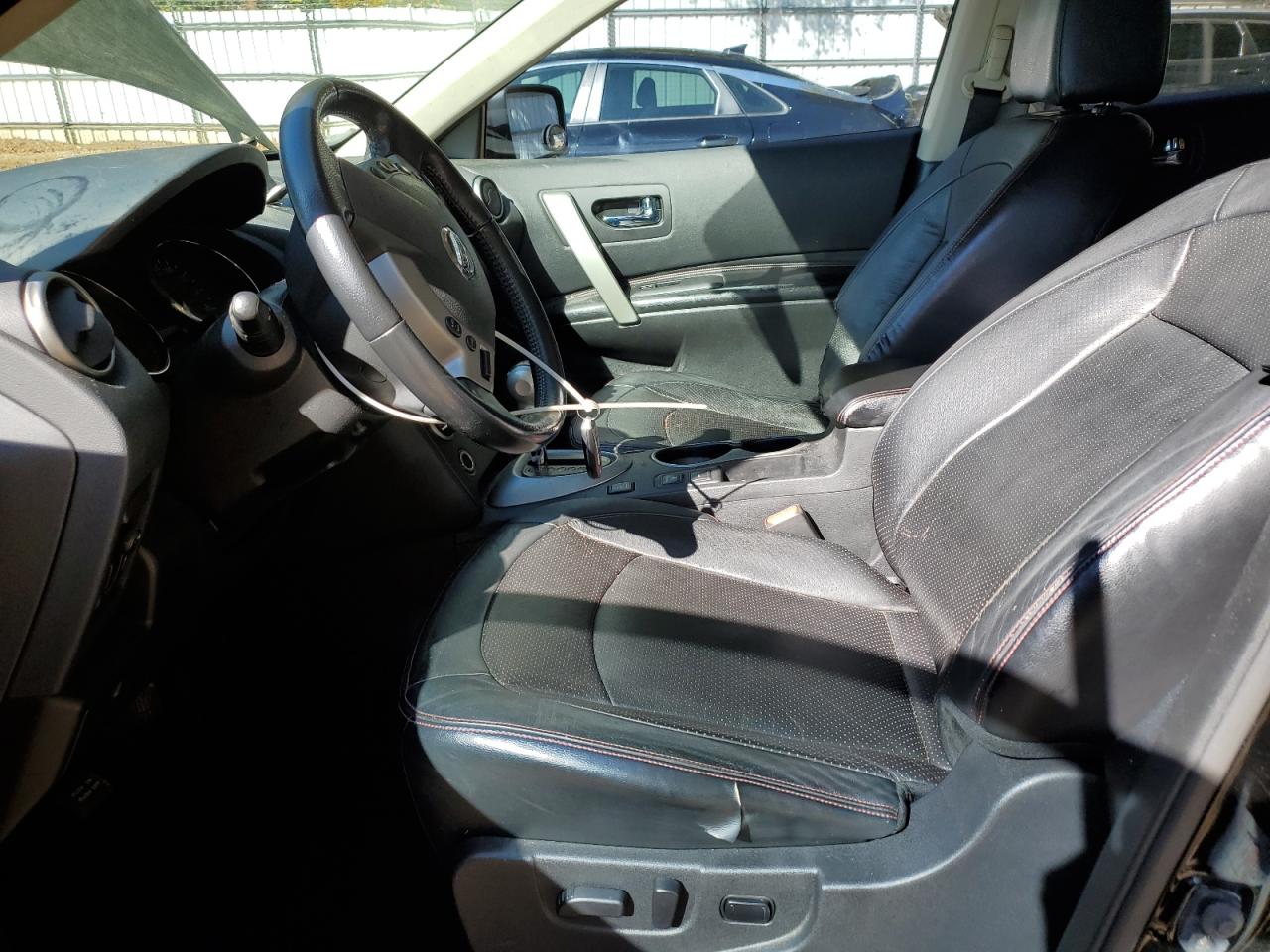 2013 NISSAN ROGUE S photo 13