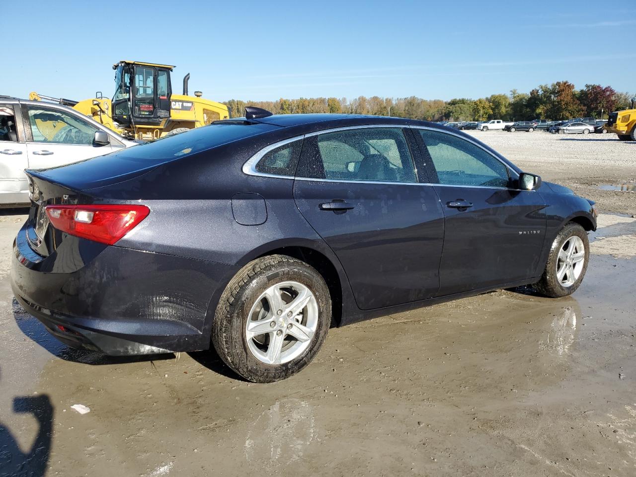 2023 CHEVROLET MALIBU LT photo 5