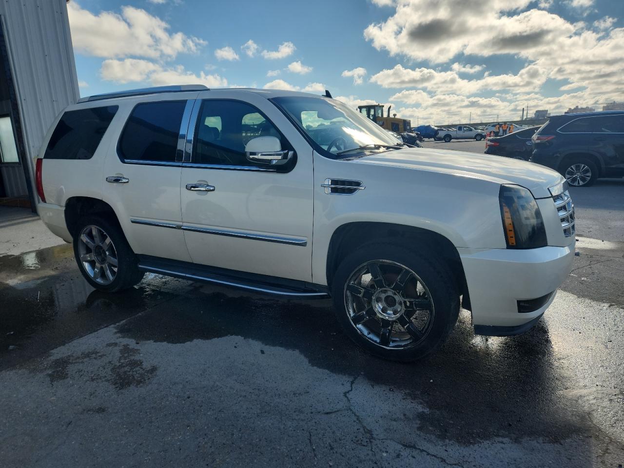 2008 CADILLAC ESCALADE LUXURY photo 7