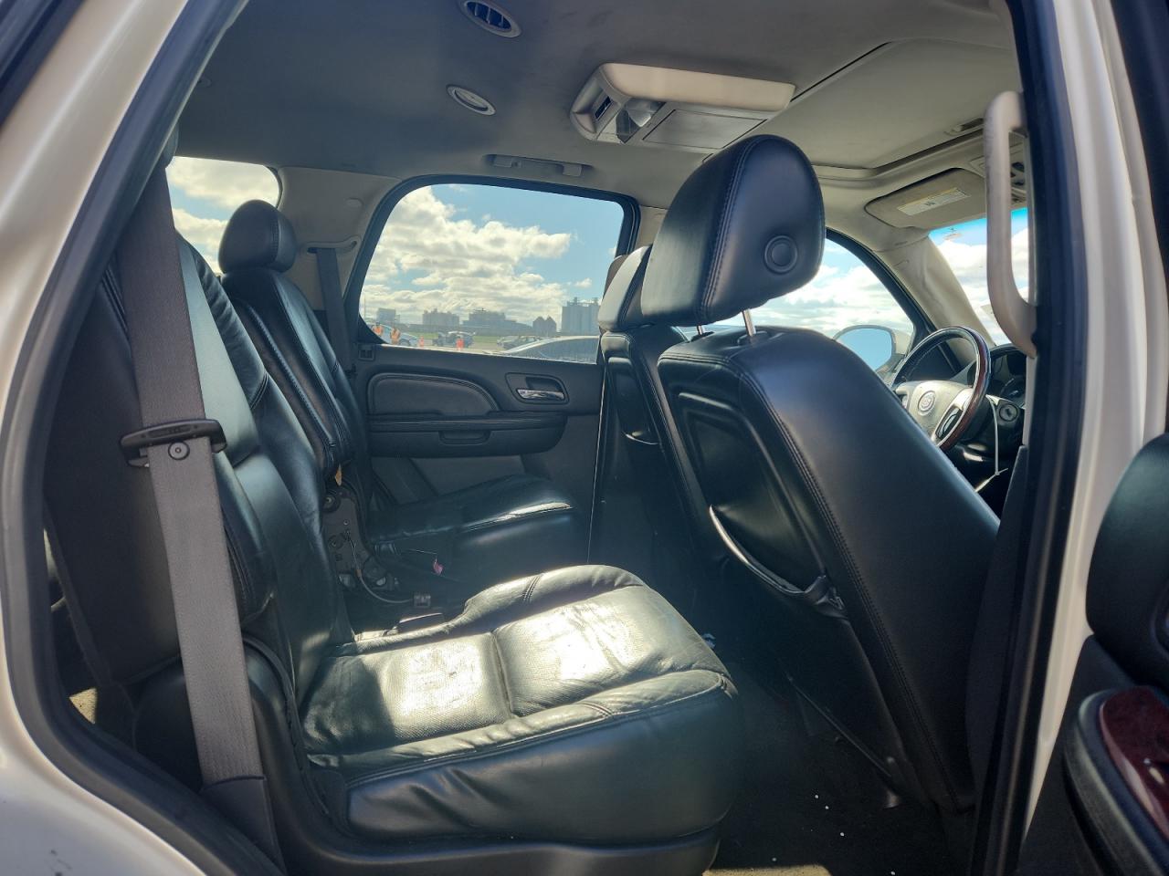 2008 CADILLAC ESCALADE LUXURY photo 21