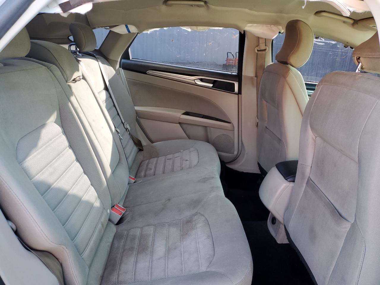 2018 FORD FUSION SE photo 28