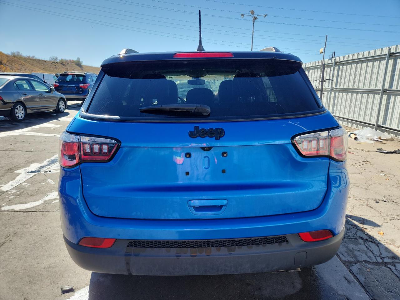 2019 JEEP COMPASS LATITUDE photo 6