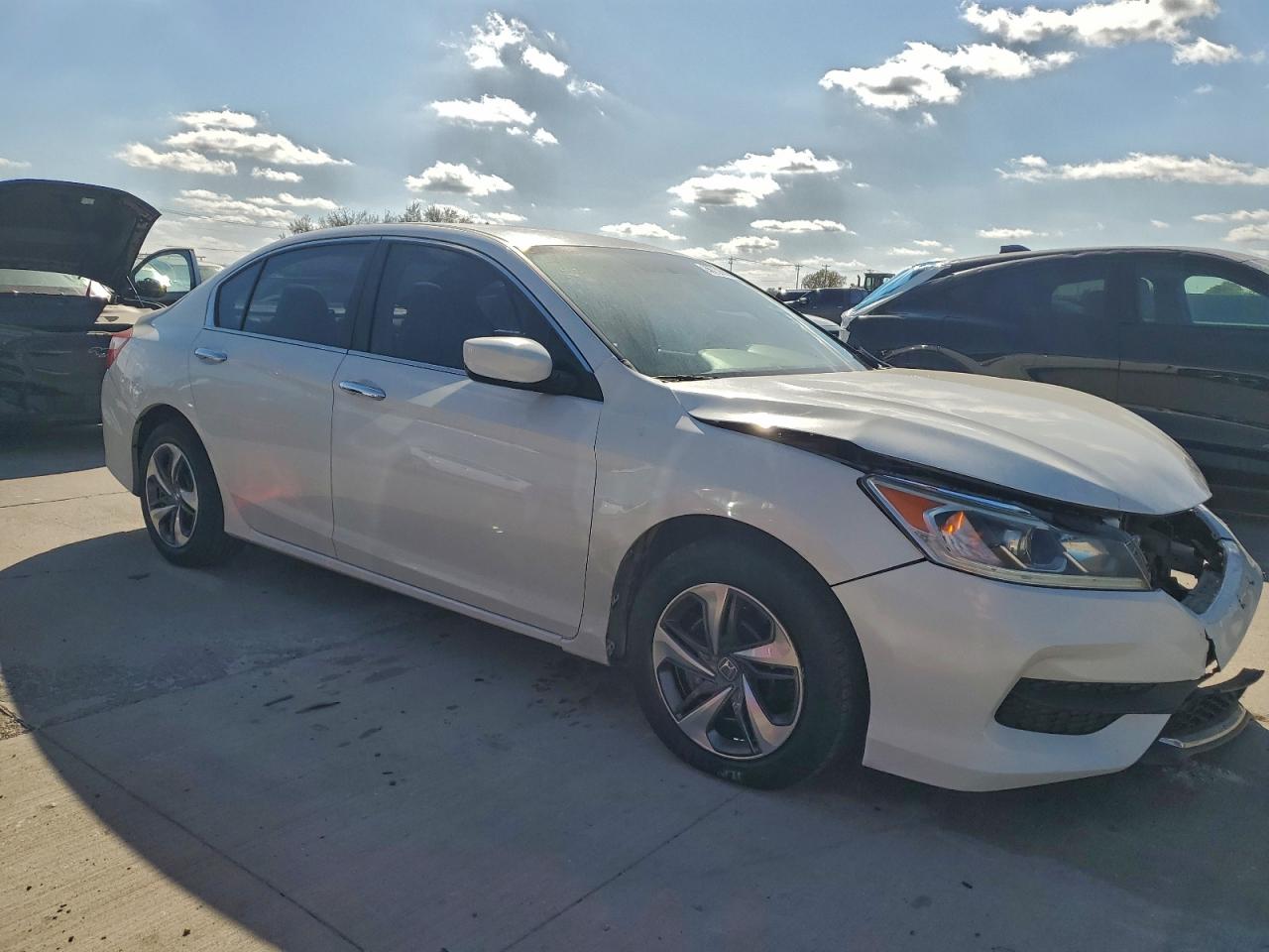 2017 HONDA ACCORD LX photo 10