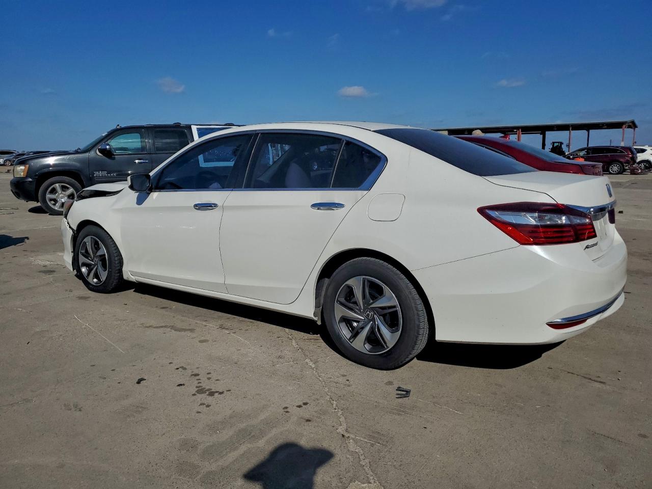 2017 HONDA ACCORD LX photo 4