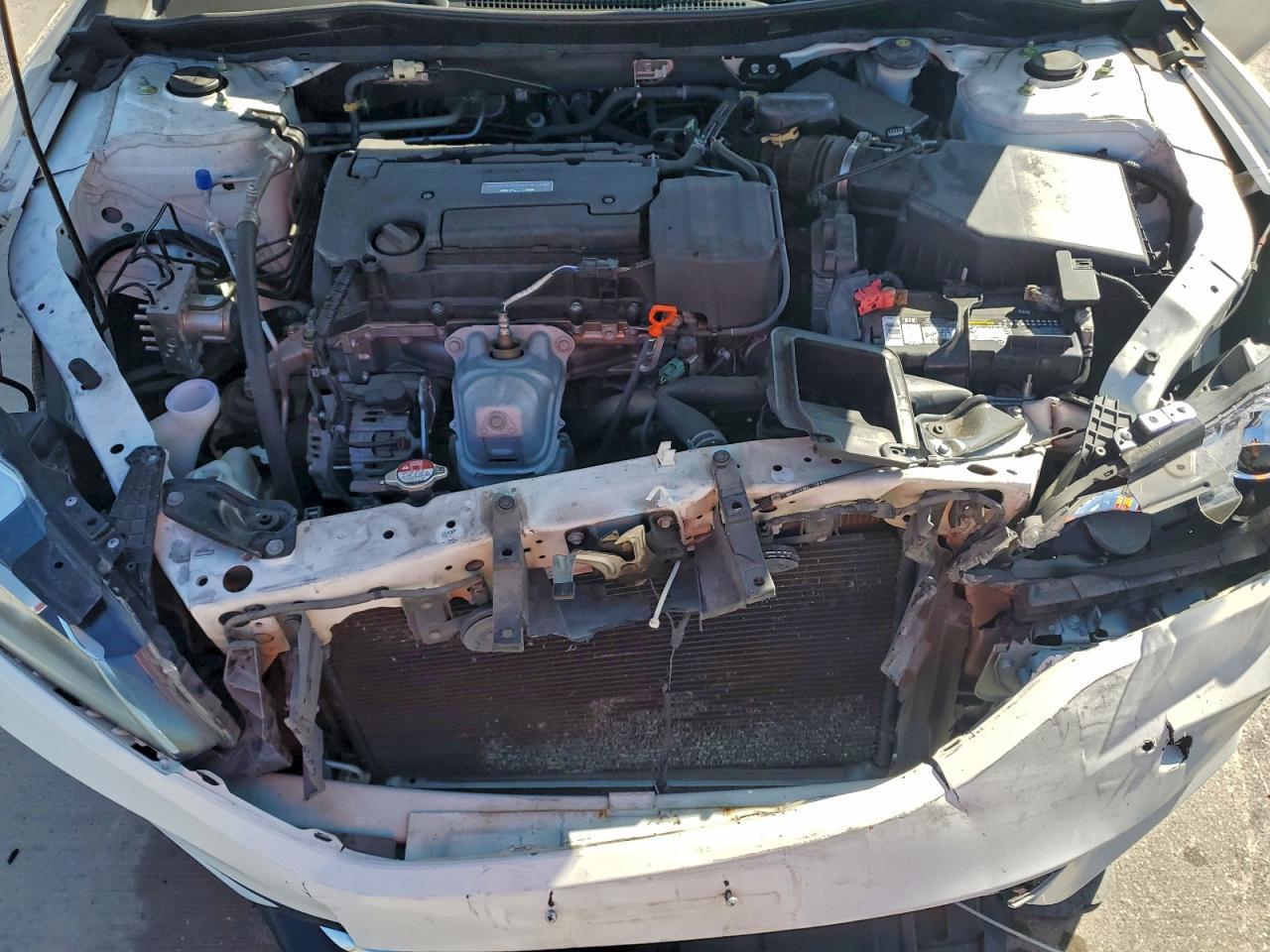 2017 HONDA ACCORD LX photo 31