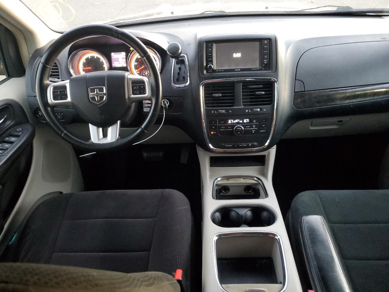 2011 DODGE GRAND CARAVAN CREW photo 8