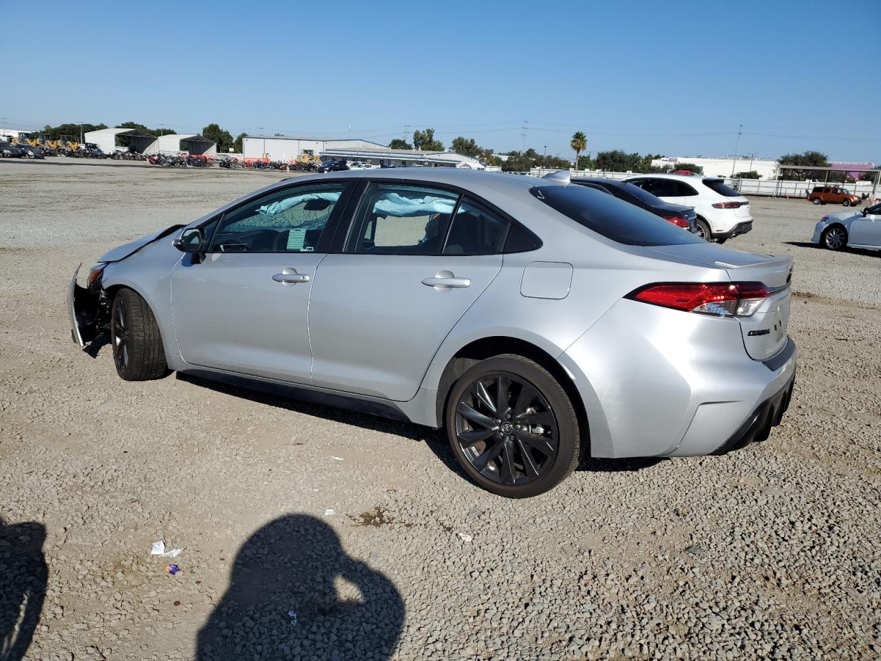 2025 TOYOTA COROLLA SE photo 2
