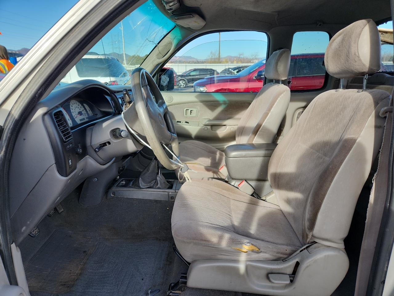 2001 TOYOTA TACOMA V6 photo 7