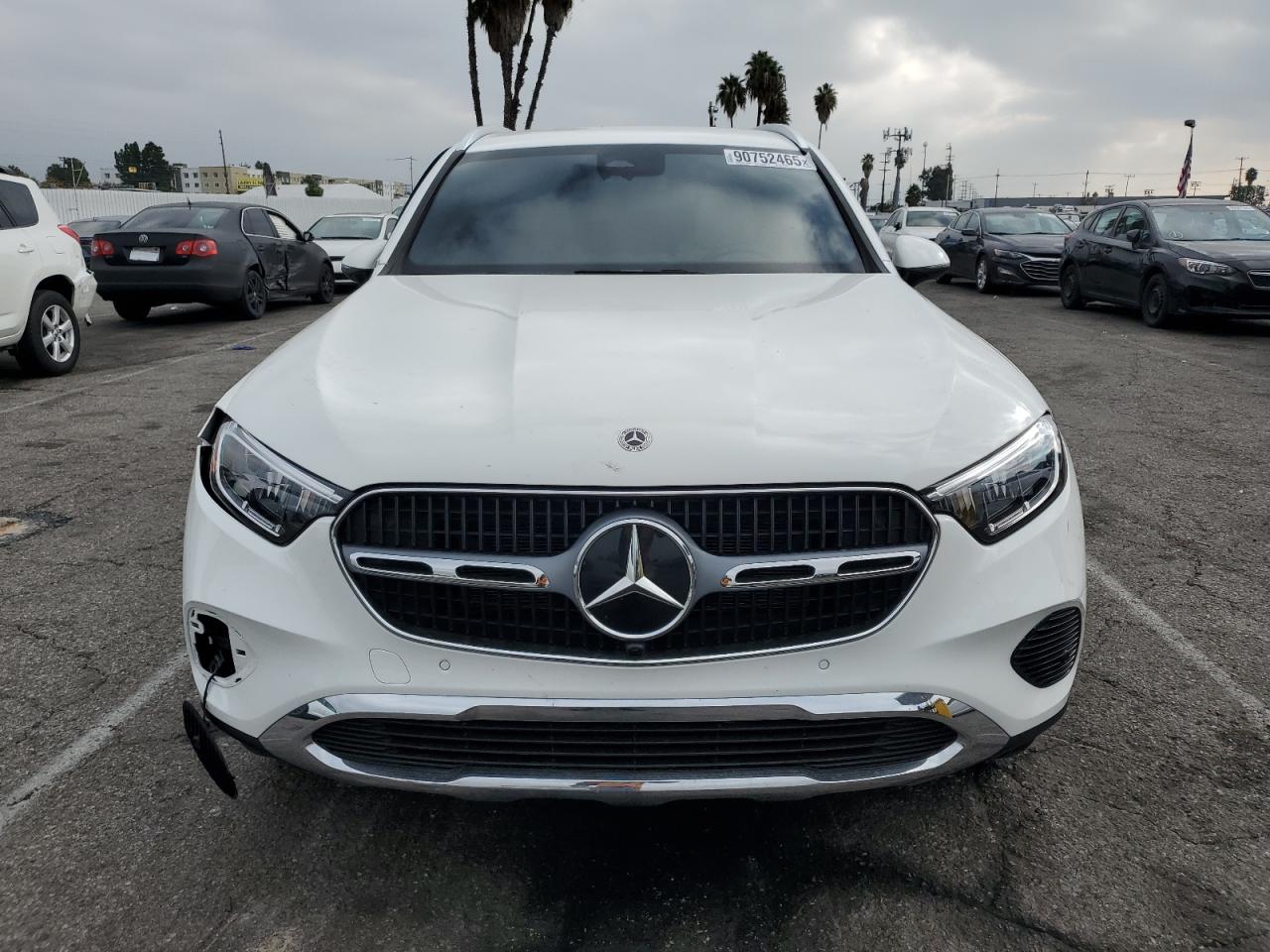 2025 MERCEDES-BENZ GLC 300 photo 5