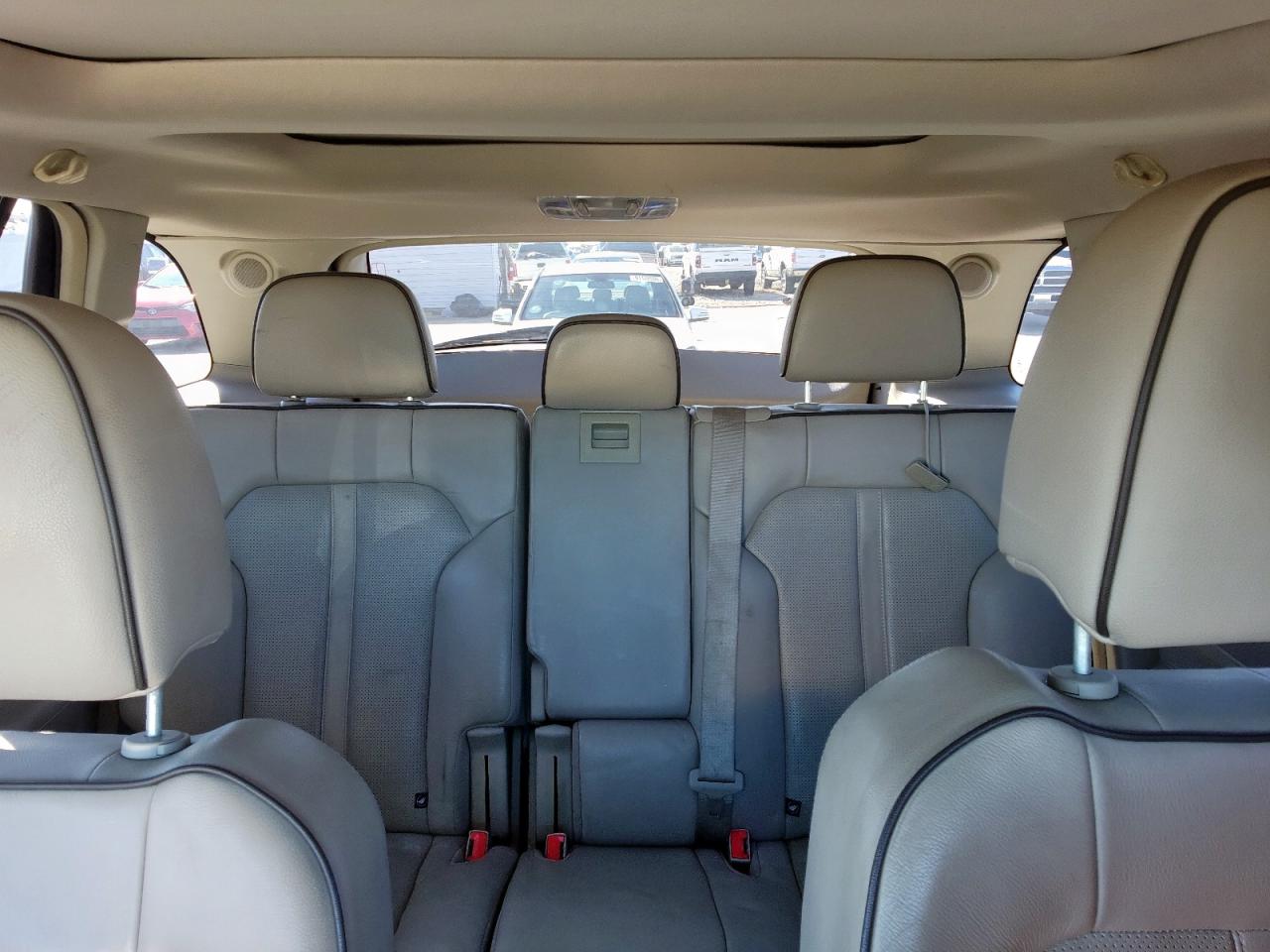 2011 LINCOLN MKX photo 19